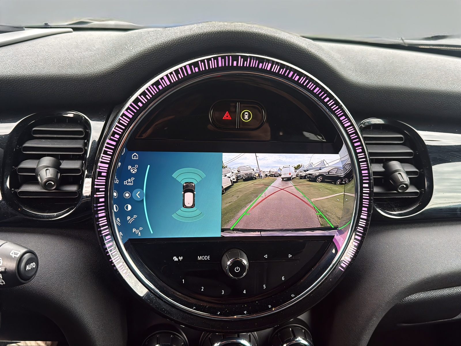 MINI Cooper Steptronic DKG-image-12