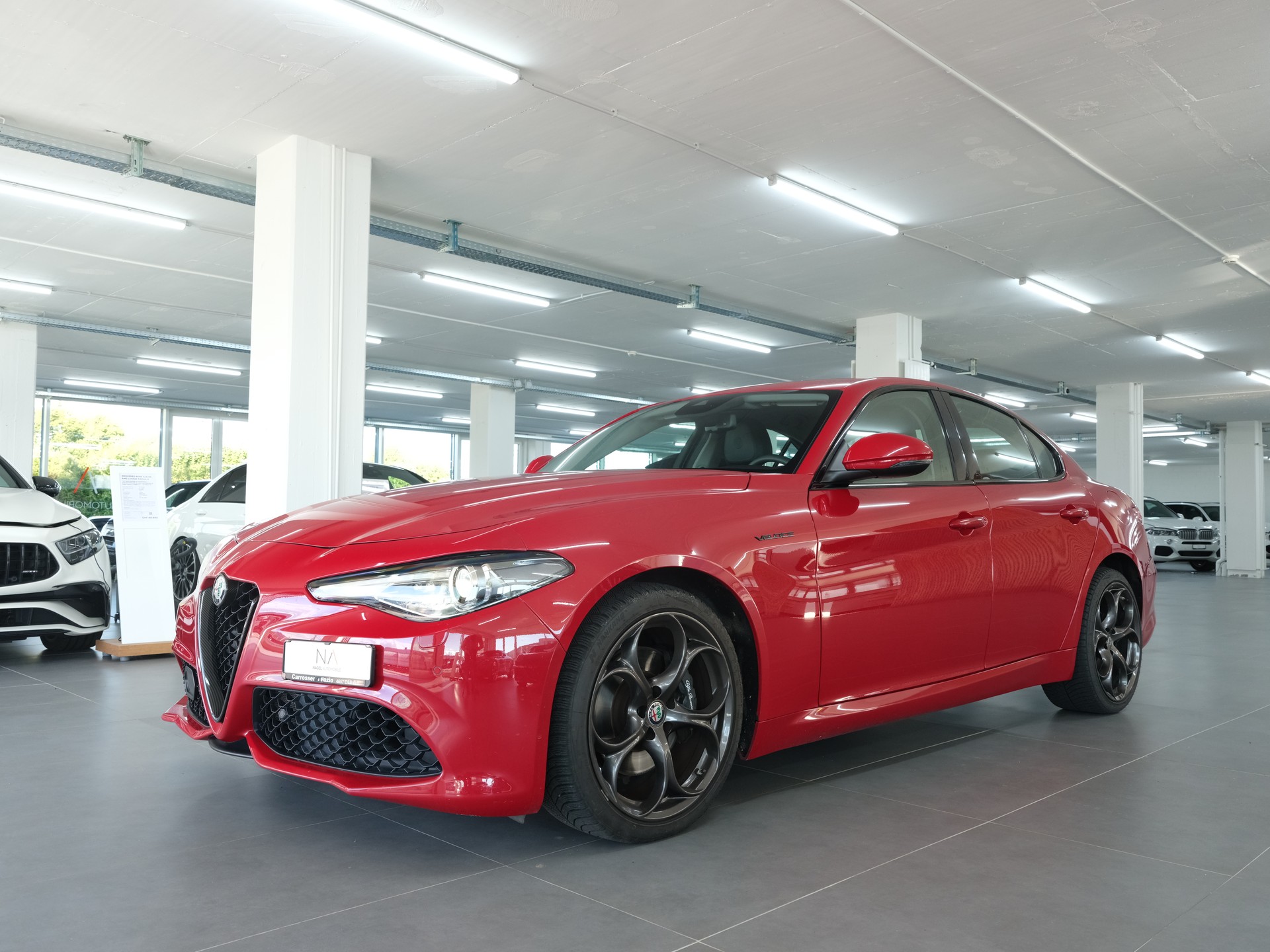 ALFA ROMEO Giulia 2.2 JTDM Veloce Q4 Automatic *CAR-PLAY*ASSISTENZ-PAKET*-image-6