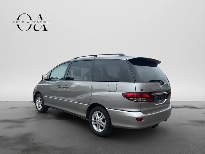 TOYOTA Previa 2.0 D4D Linea Sol-image-3