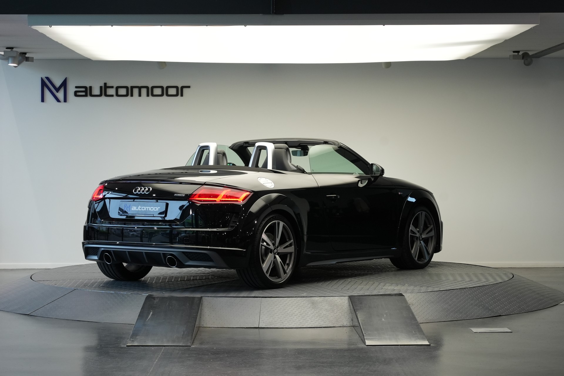 AUDI TT Roadster 45 TFSI S-tronic quattro-image-4