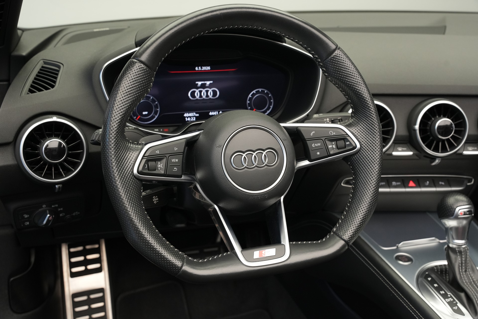AUDI TT Roadster 45 TFSI S-tronic quattro-image-36
