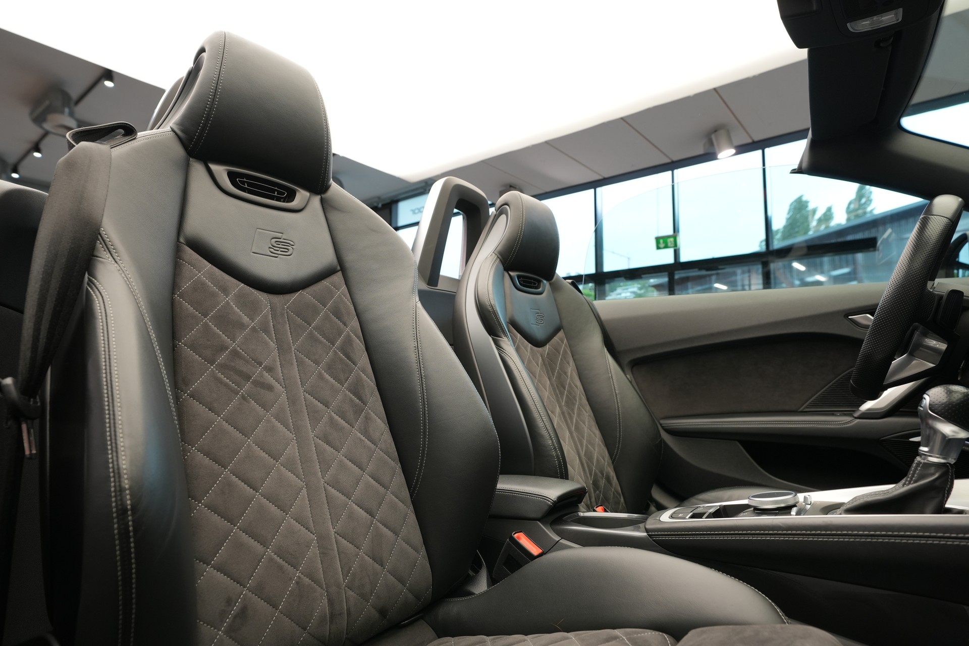 AUDI TT Roadster 45 TFSI S-tronic quattro-image-16