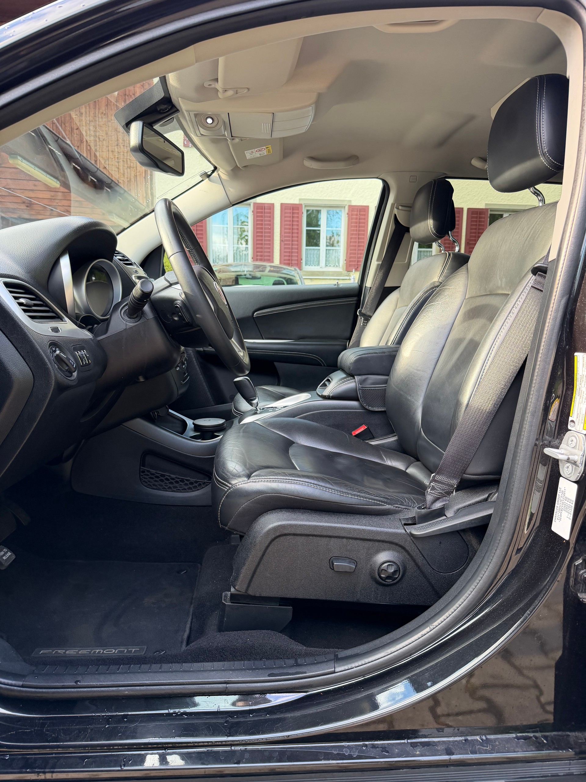 FIAT Freemont 2.0 MJ Lounge AWD Automat-image-5