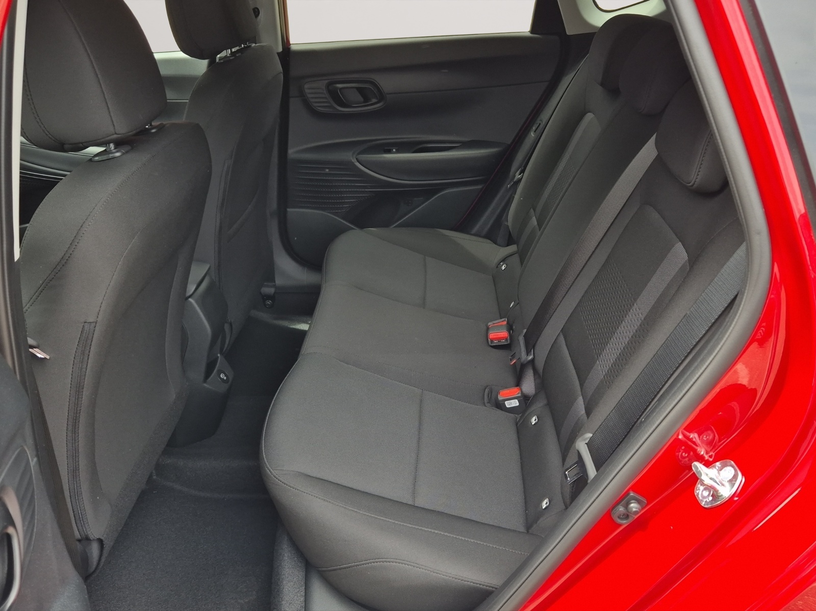 HYUNDAI i20 1.0 T-GDi Amplia DCT-image-11