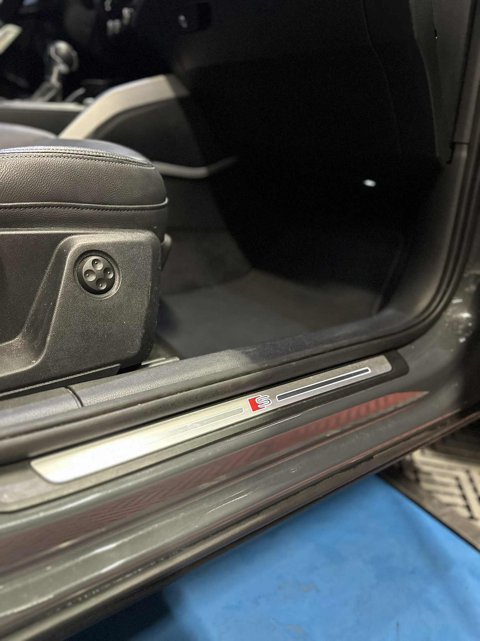 AUDI Q2 40 TFSI Sport quattro S-tronic-image-9