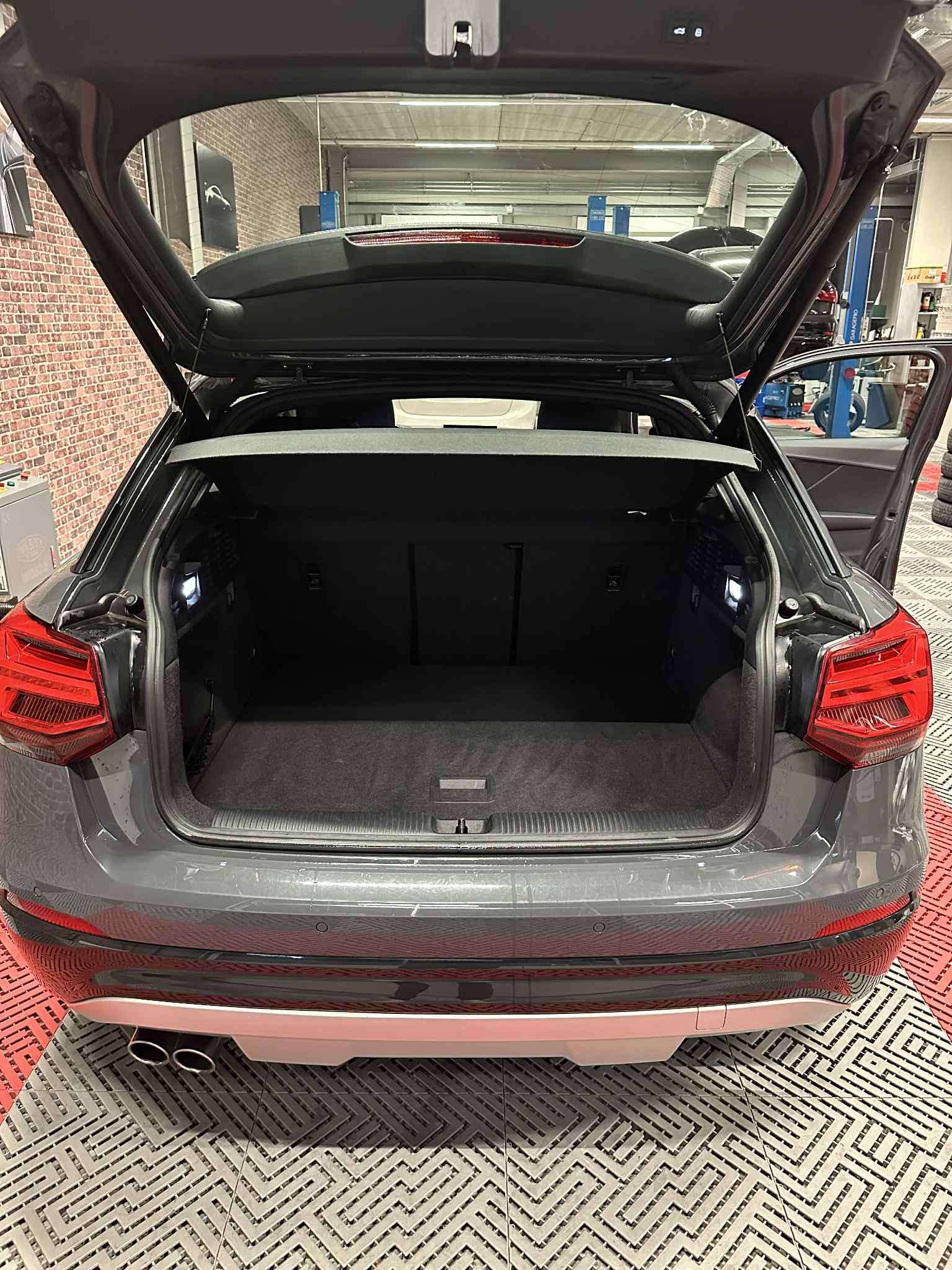 AUDI Q2 40 TFSI Sport quattro S-tronic-image-6