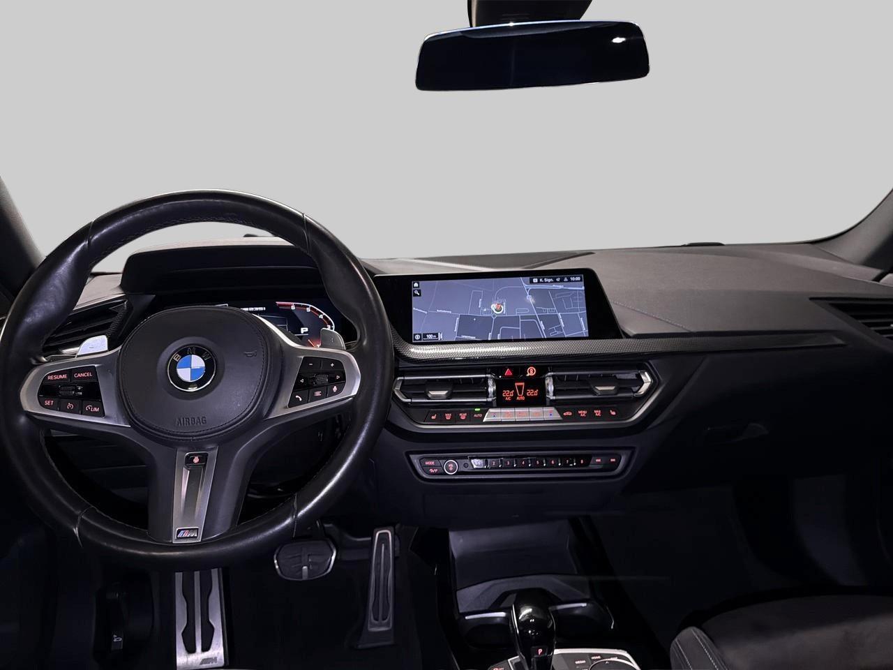 BMW M235i xDrive Gran Coupé-image-13
