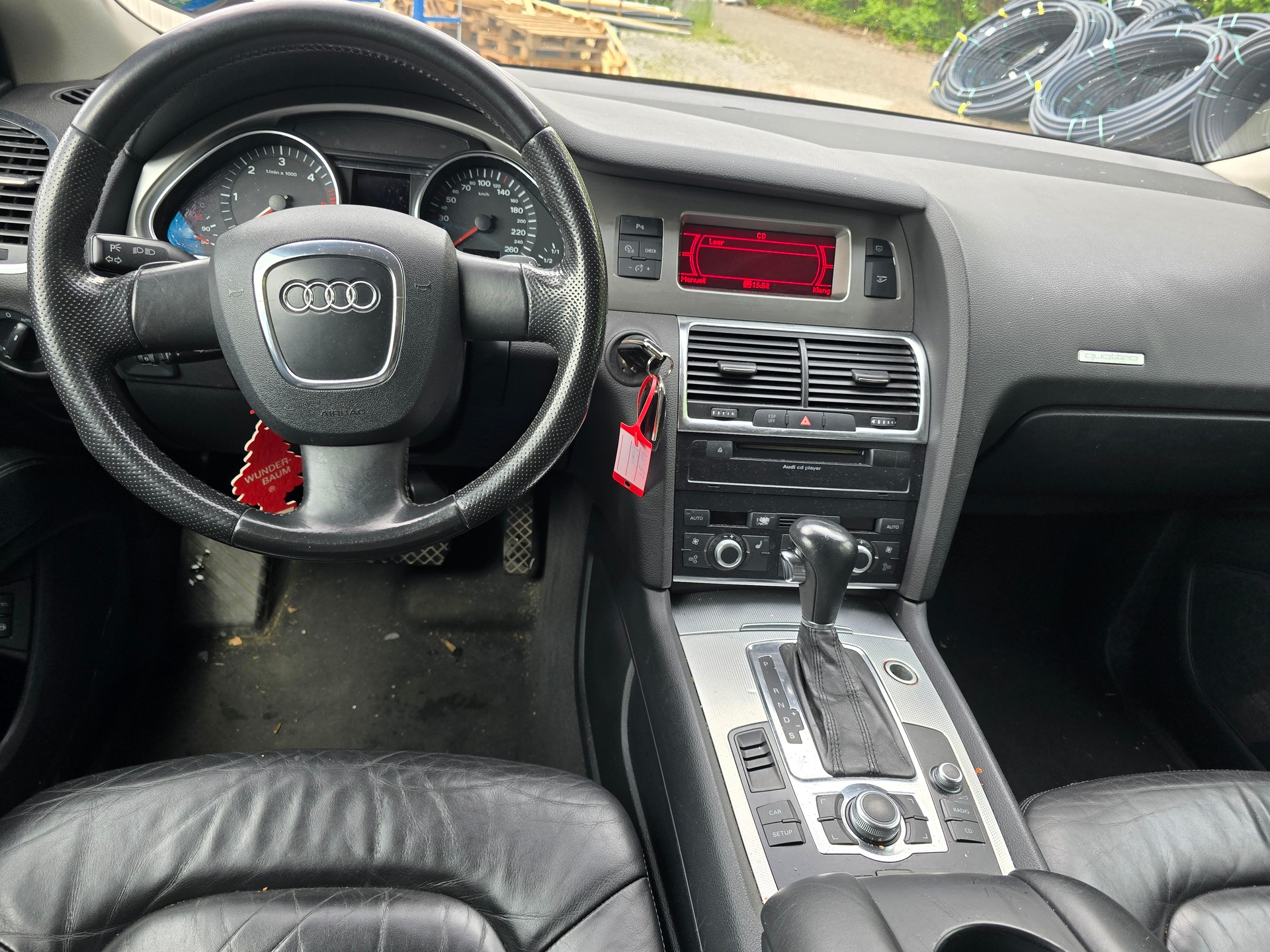 AUDI Q7 3.0 TDI quattro tiptronic-image-9