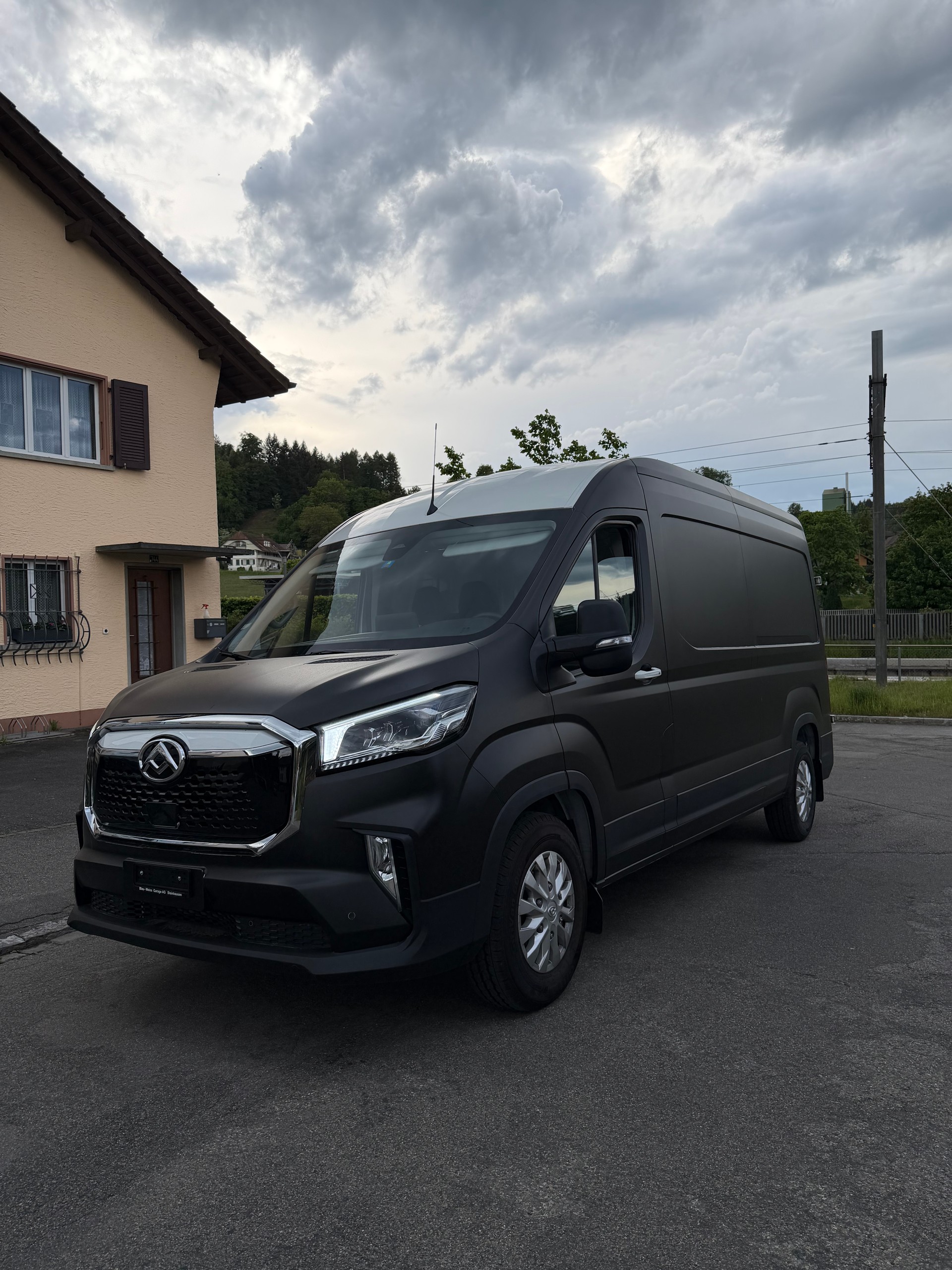 MAXUS eDeliver 9 L3H2 88.5kWh-image-2