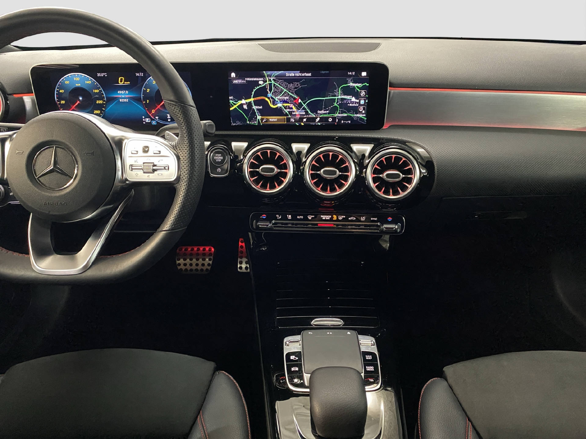 MERCEDES-BENZ A 220 AMG Line 4MATIC-image-9