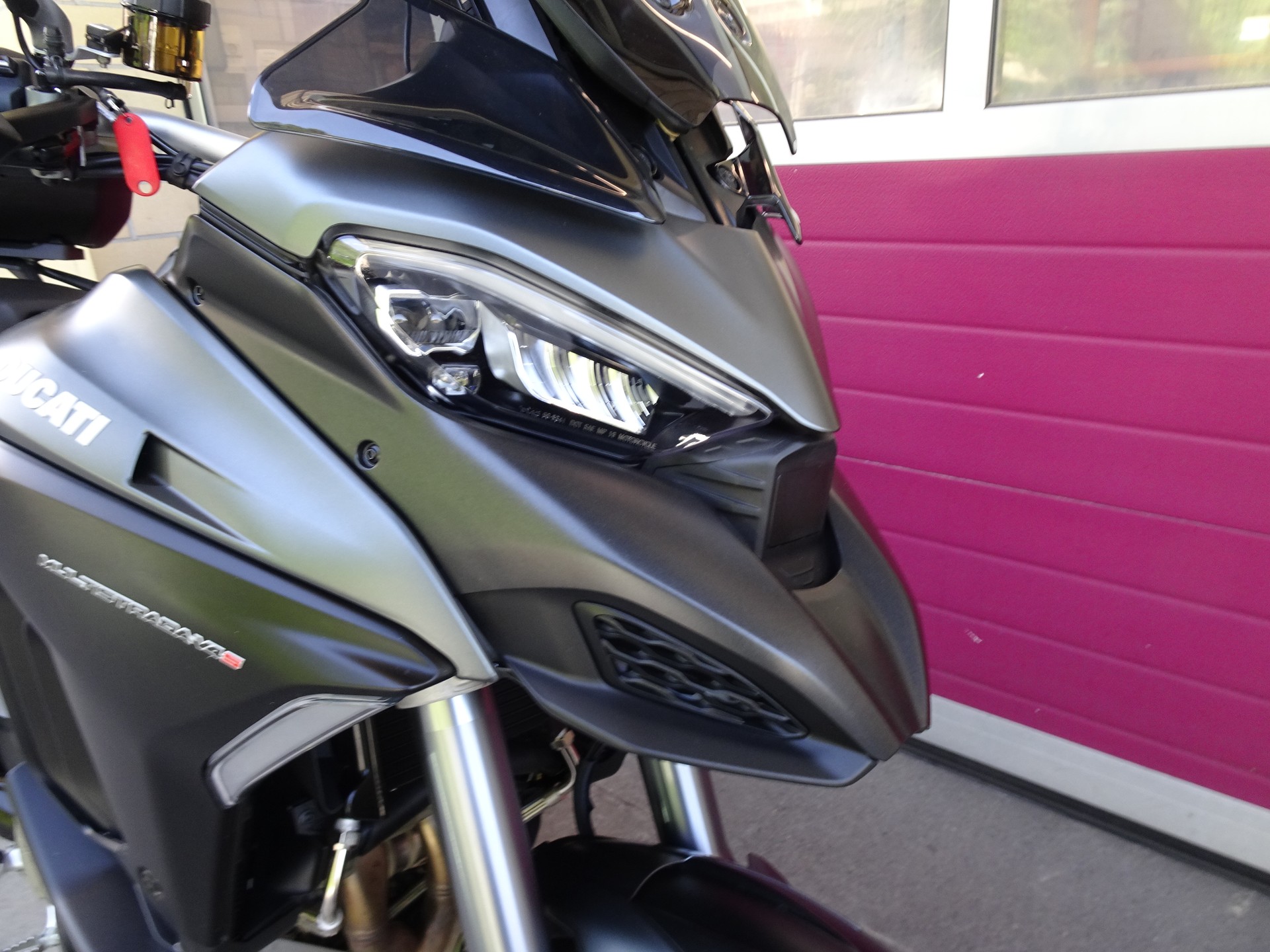 DUCATI Multistrada V4 S Travel & Radar-image-11