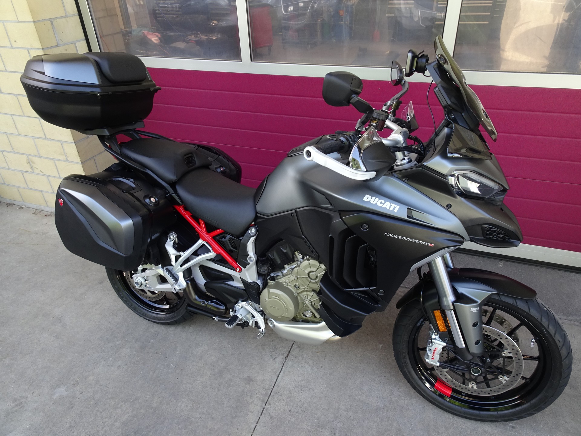 DUCATI Multistrada V4 S Travel & Radar-image-15
