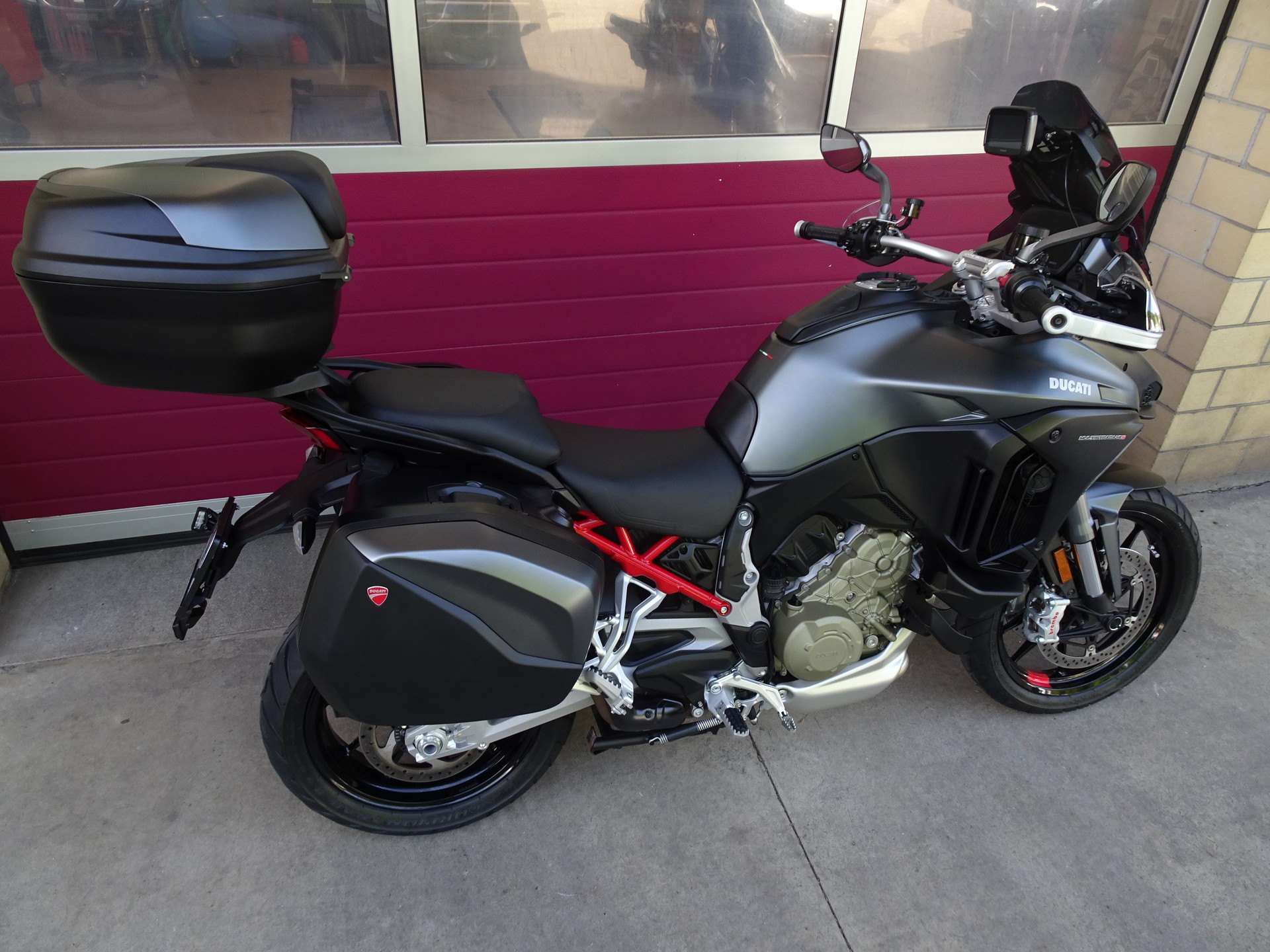DUCATI Multistrada V4 S Travel & Radar-image-14