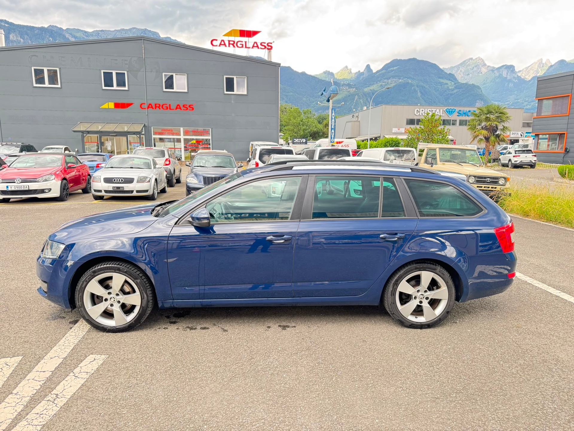 SKODA Octavia Combi 1.8 TSI L&K 4x4 DSG-image-7