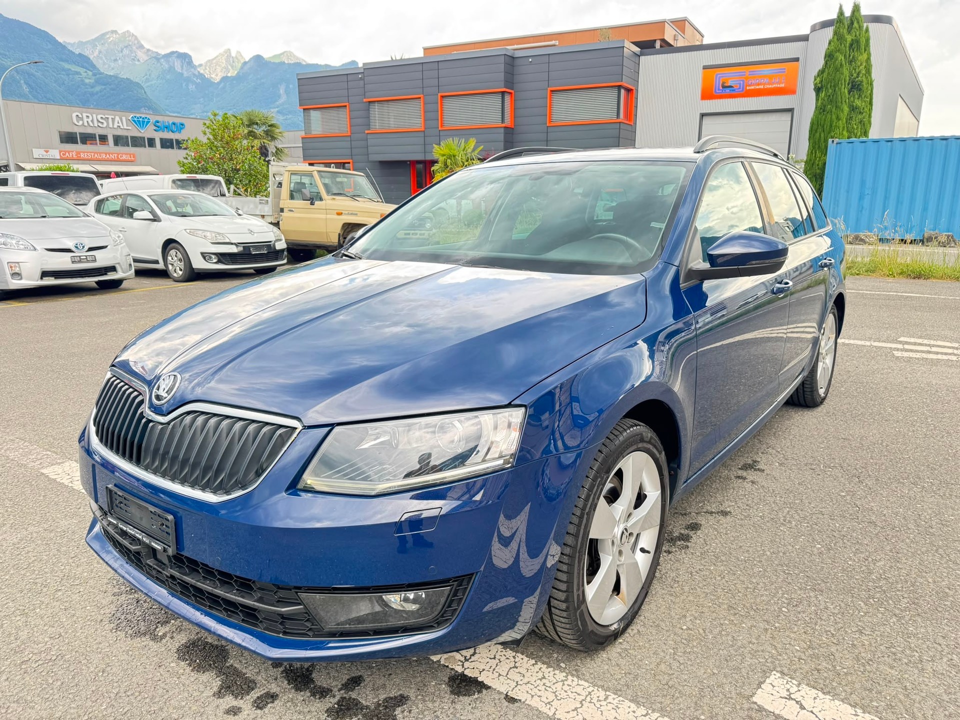 SKODA Octavia Combi 1.8 TSI L&K 4x4 DSG-image-1