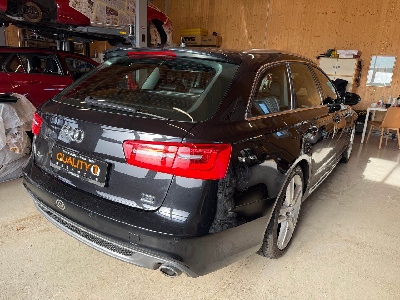 AUDI A6 Avant 3.0 TDI V6 quattro S-tronic-showroom-element-3
