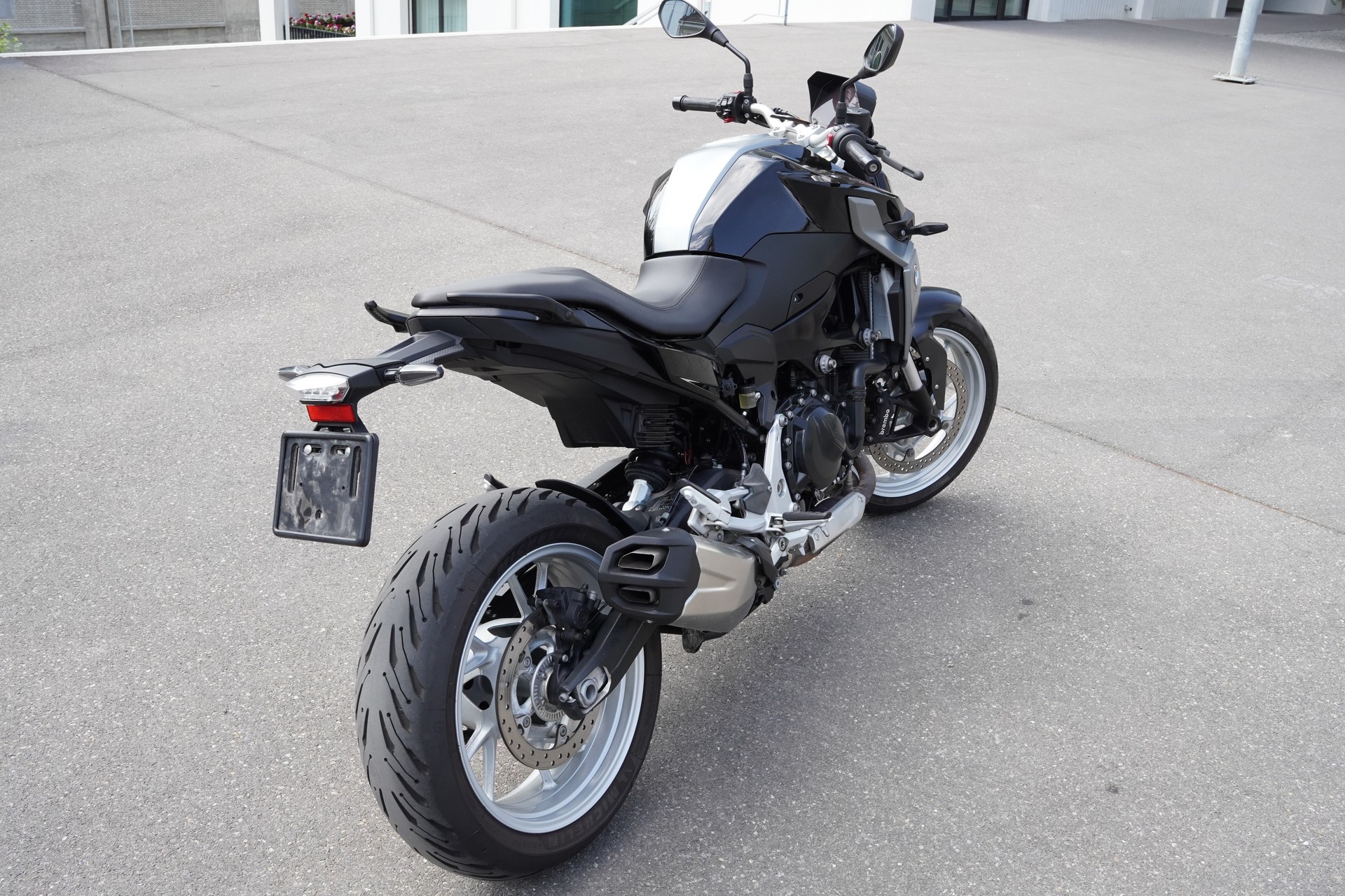 BMW F 900 R ABS-image-14