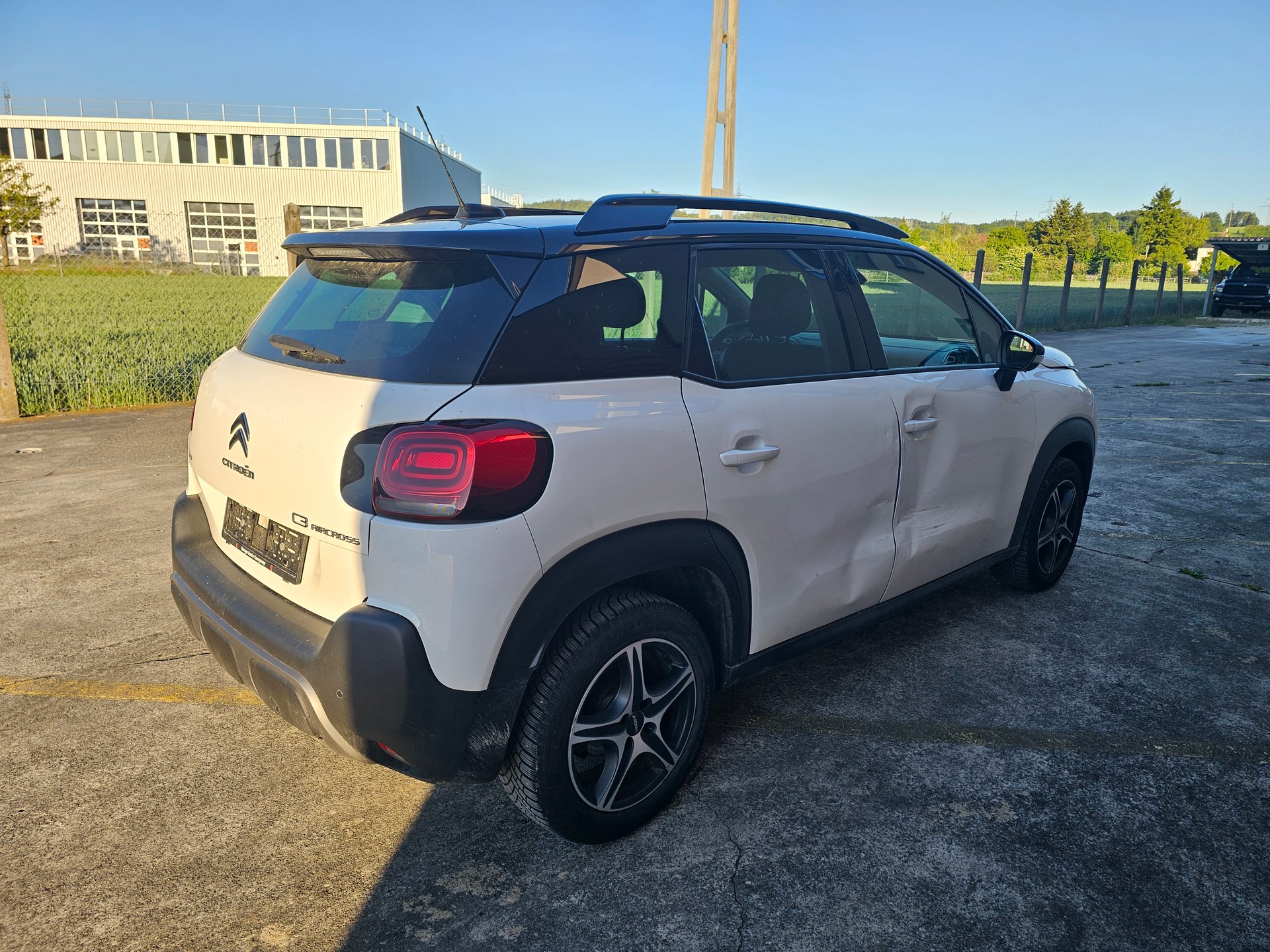CITROEN C3 Aircross 1.2i PureTech Feel-image-3