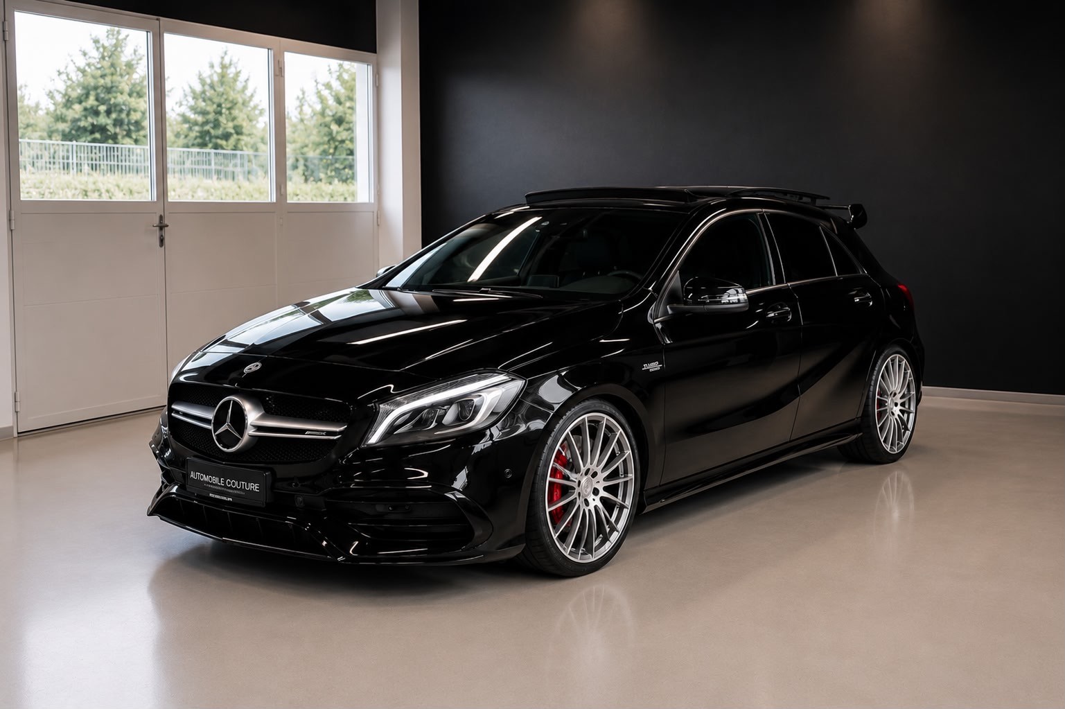 MERCEDES-BENZ A45 AMG 4Matic Speedshift 7G-DCT | Panorama | CH Fahrzeug-image-1