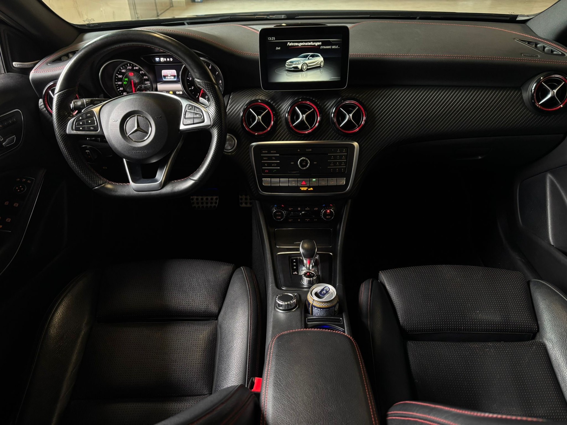 MERCEDES-BENZ A45 AMG 4Matic Speedshift 7G-DCT | Panorama | CH Fahrzeug-image-12