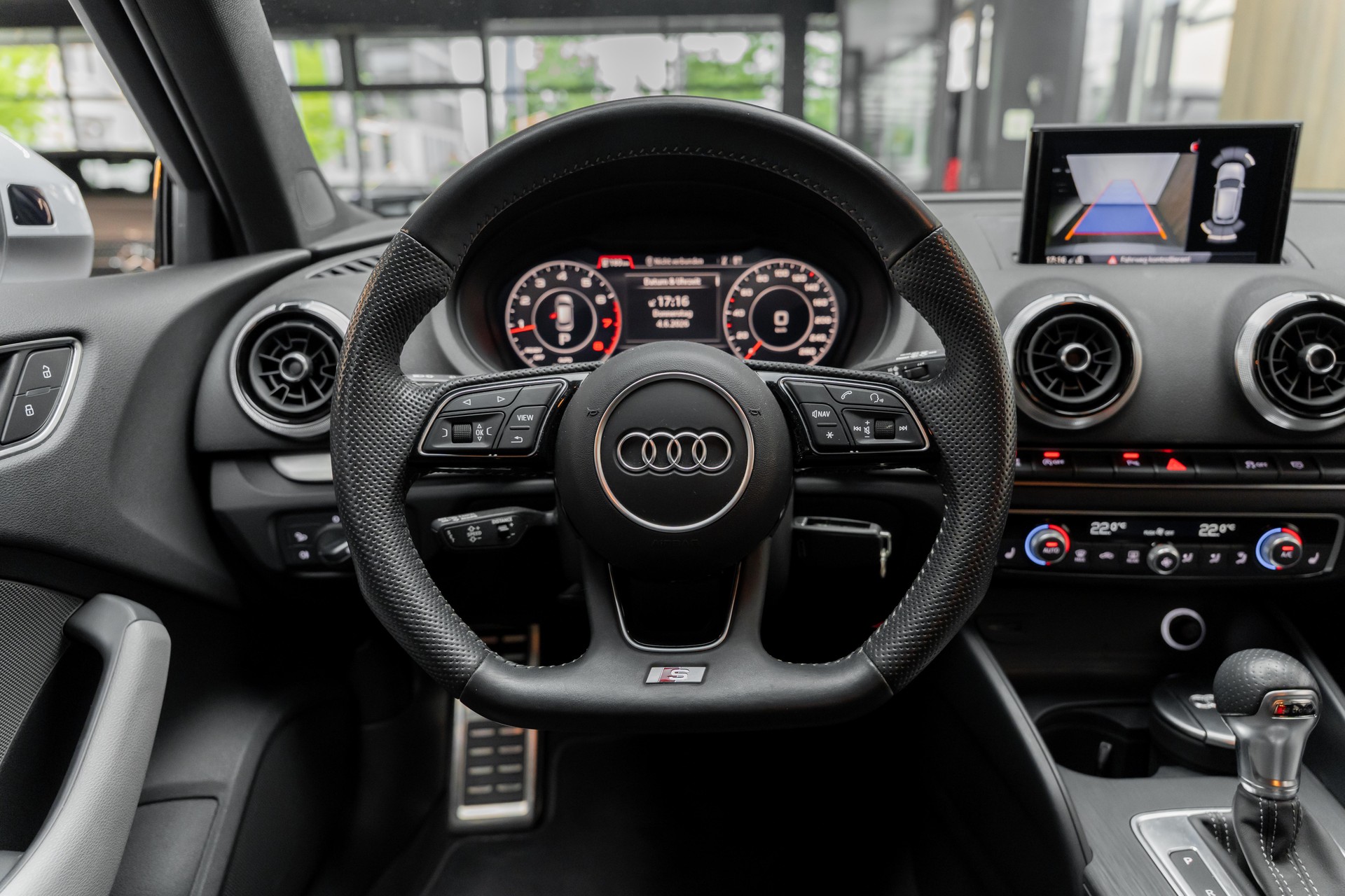AUDI A3 Sportback 40 TFSI Sport S-tronic-image-15