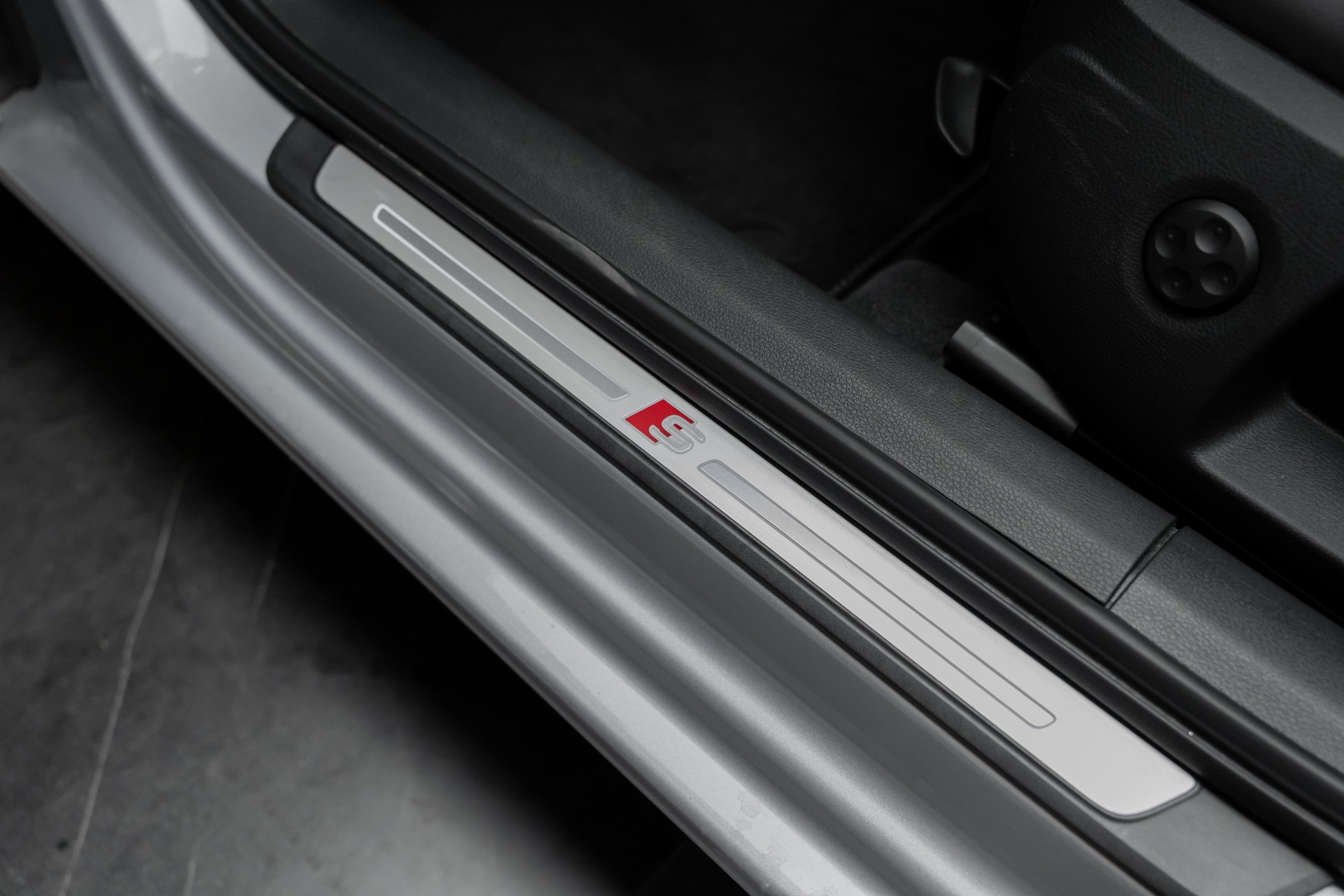 AUDI A3 Sportback 40 TFSI Sport S-tronic-image-19