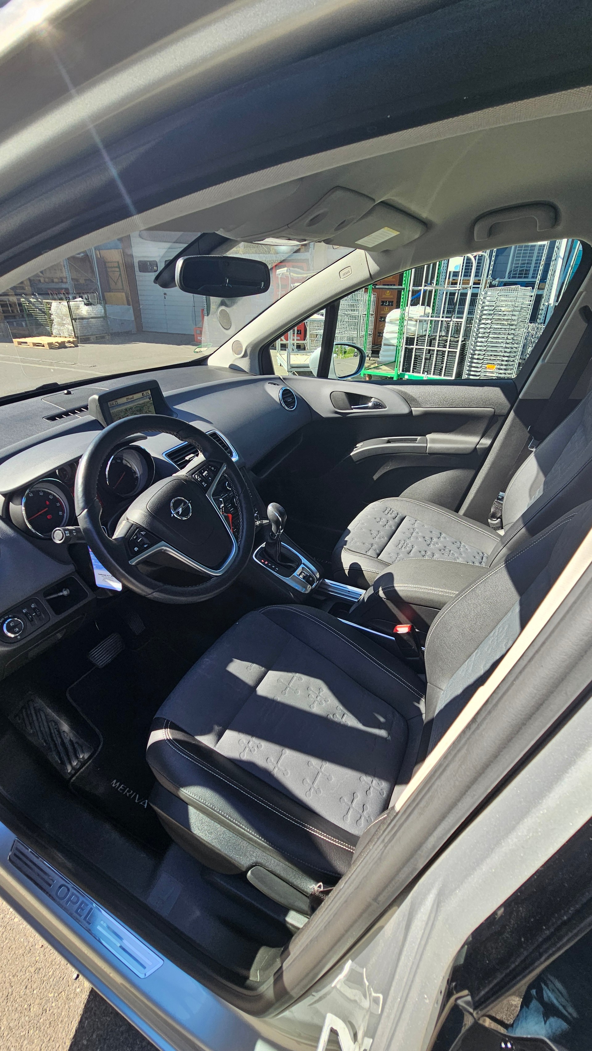 OPEL Meriva 1.4 Turbo Cosmo Automatic-image-9