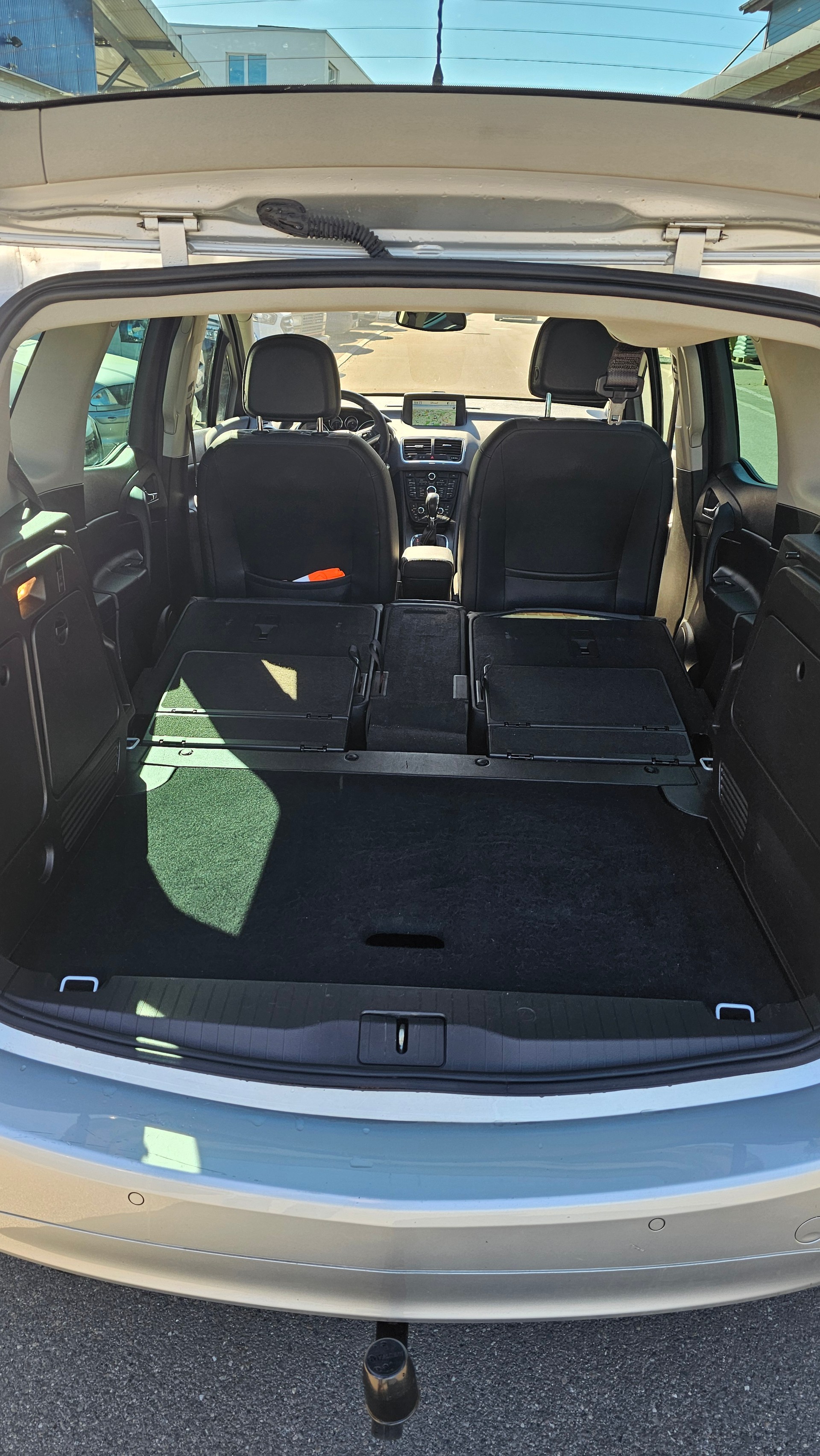 OPEL Meriva 1.4 Turbo Cosmo Automatic-image-15