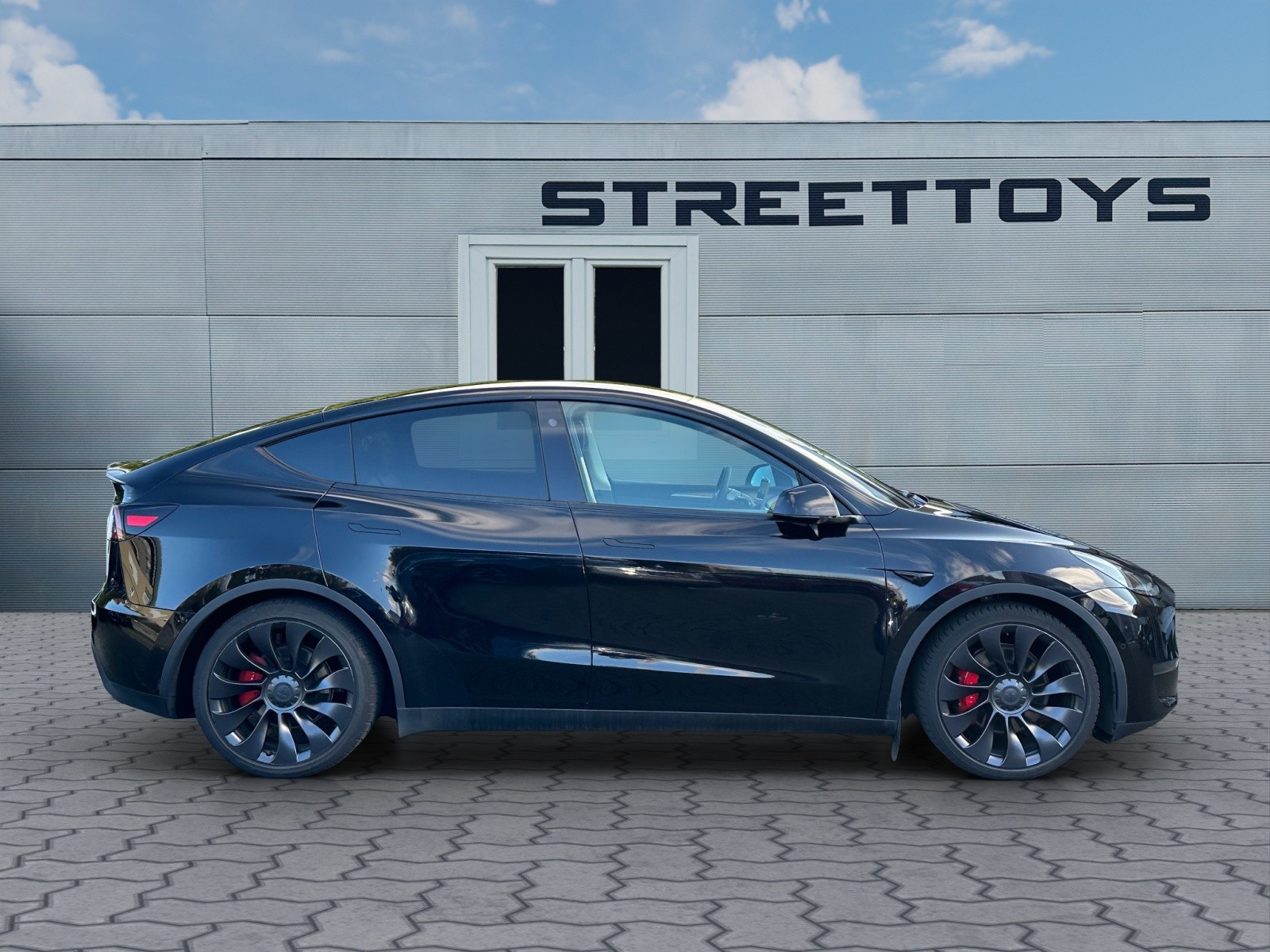 TESLA Model Y Performance 2024, Enhanced Autopilot-image-2