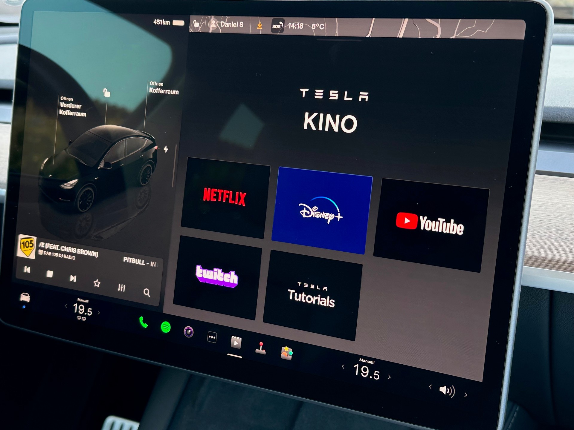 TESLA Model Y Performance 2024, Enhanced Autopilot-image-10