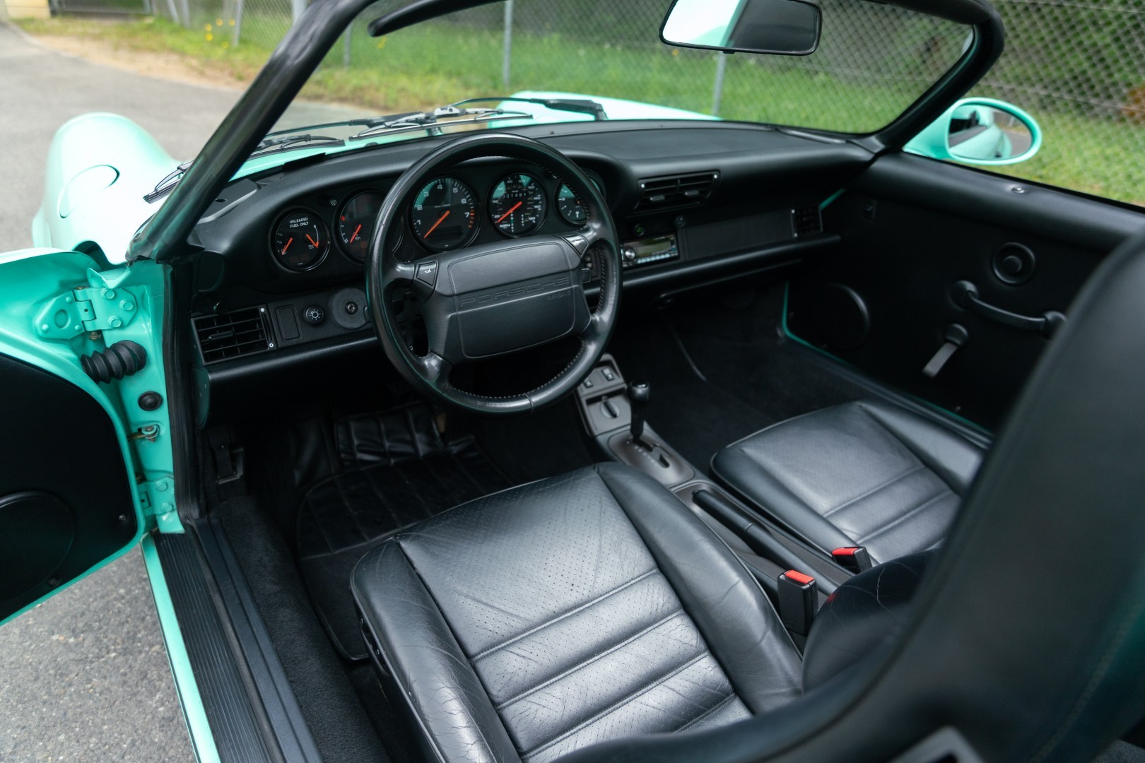 PORSCHE 911 Carrera 2 Speedster-image-9