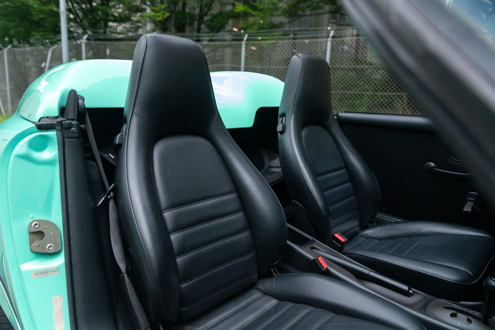 PORSCHE 911 Carrera 2 Speedster-image-12
