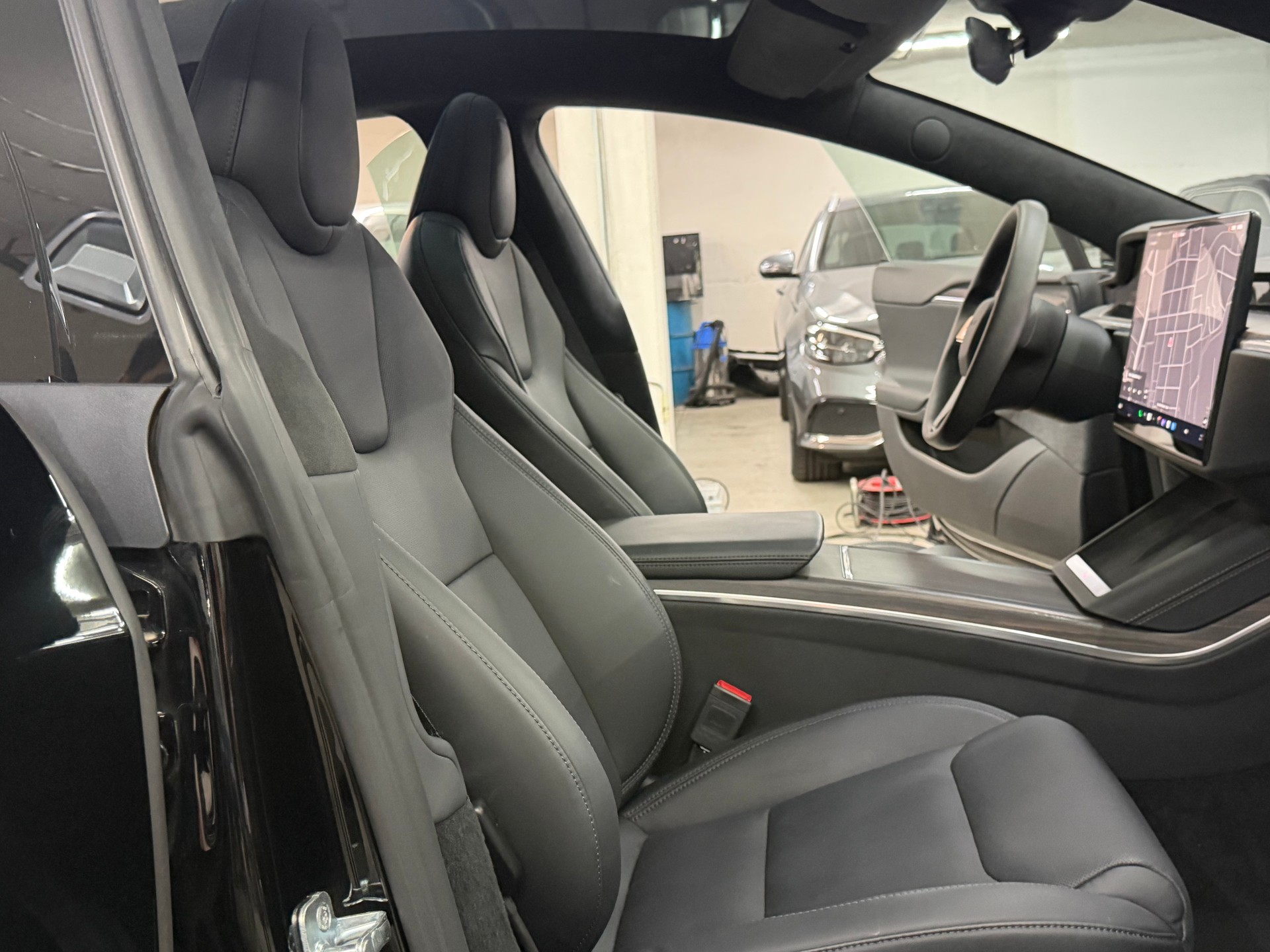 TESLA Model S 100 kWh AWD-image-12