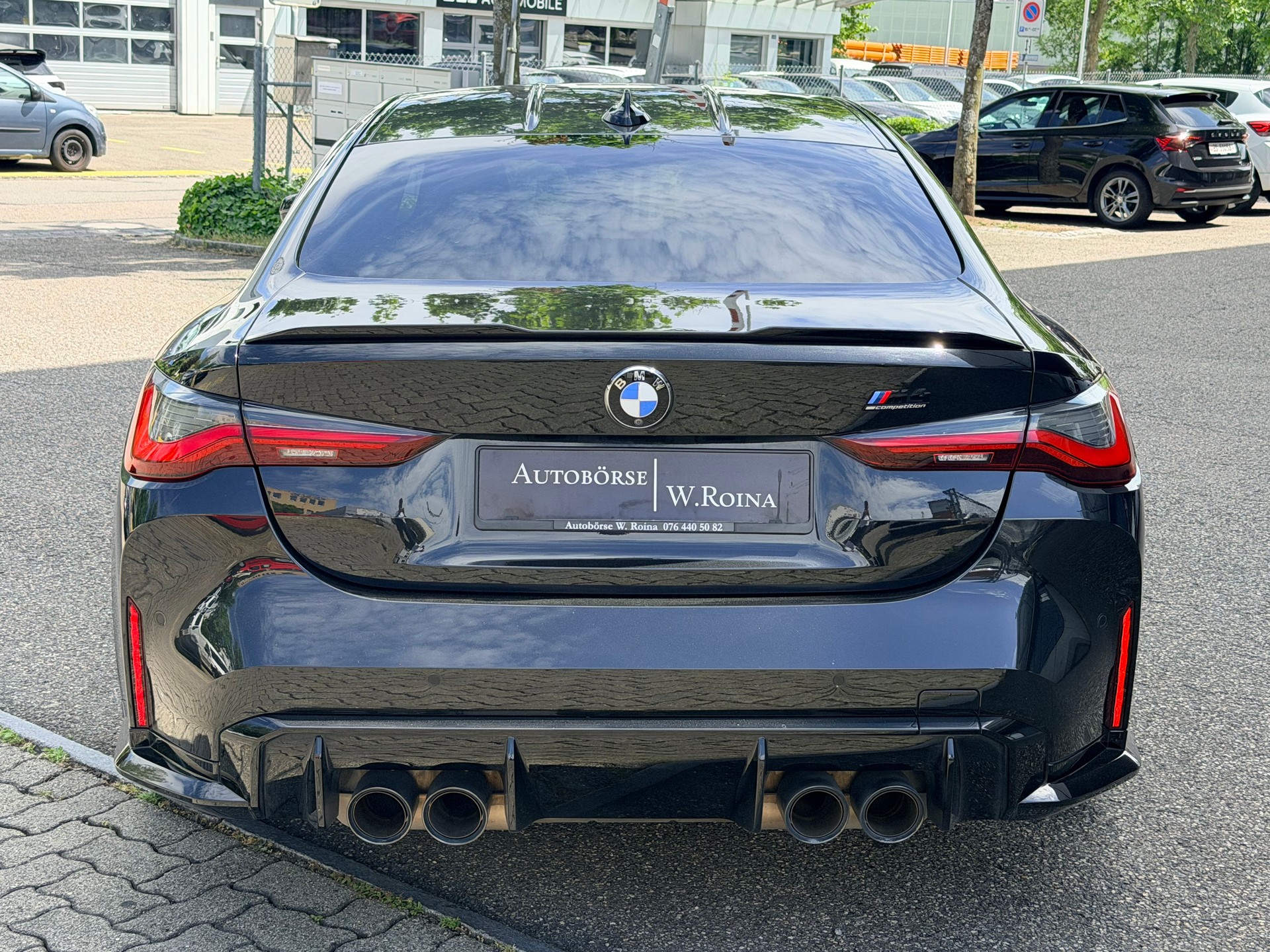 BMW M4 Coupé Competition M xDrive-showroom-element-3