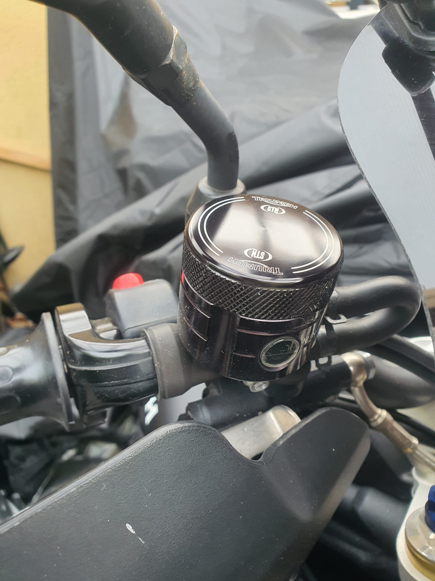 TRIUMPH Tiger 1050 ABS SE-image-7