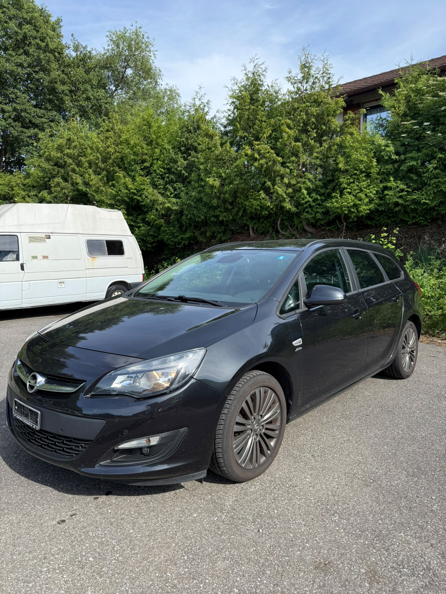 OPEL Astra SportsTourer 1.6 CDTi ecoFLEX Cosmo-image-2