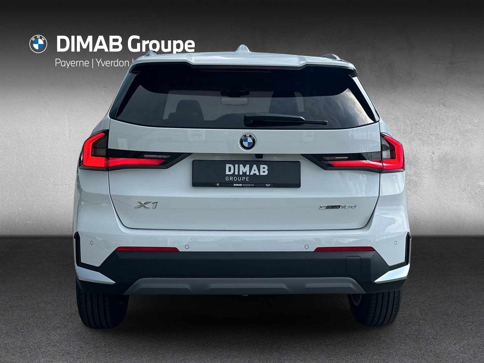 BMW X1 sDrive 18d-showroom-element-3