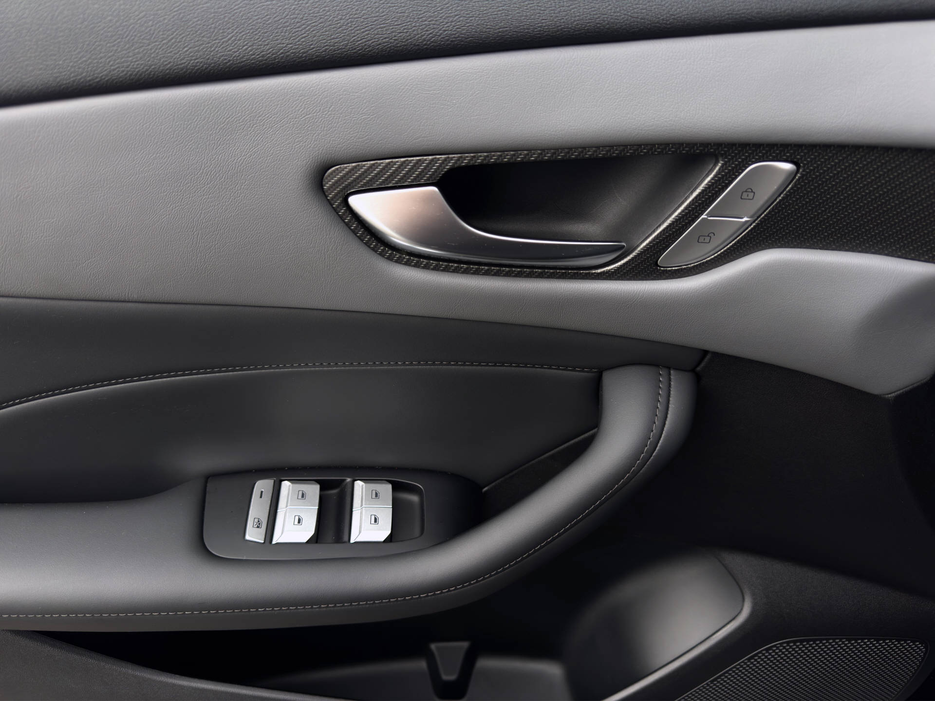 MG S5-image-8