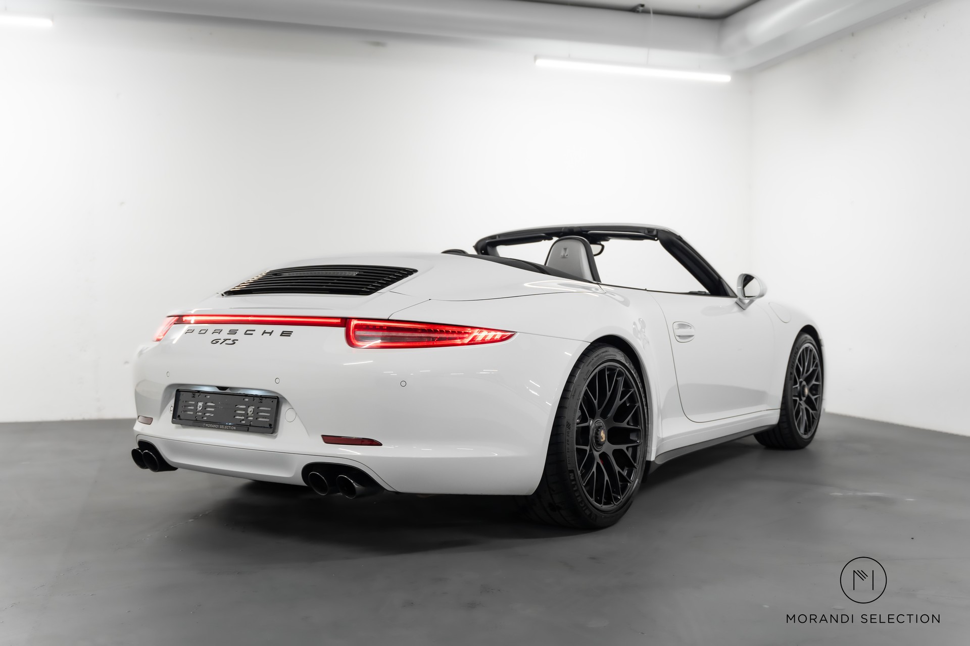 PORSCHE 911 Cabriolet 3.8 Carrera 4 GTS PDK-showroom-element-3