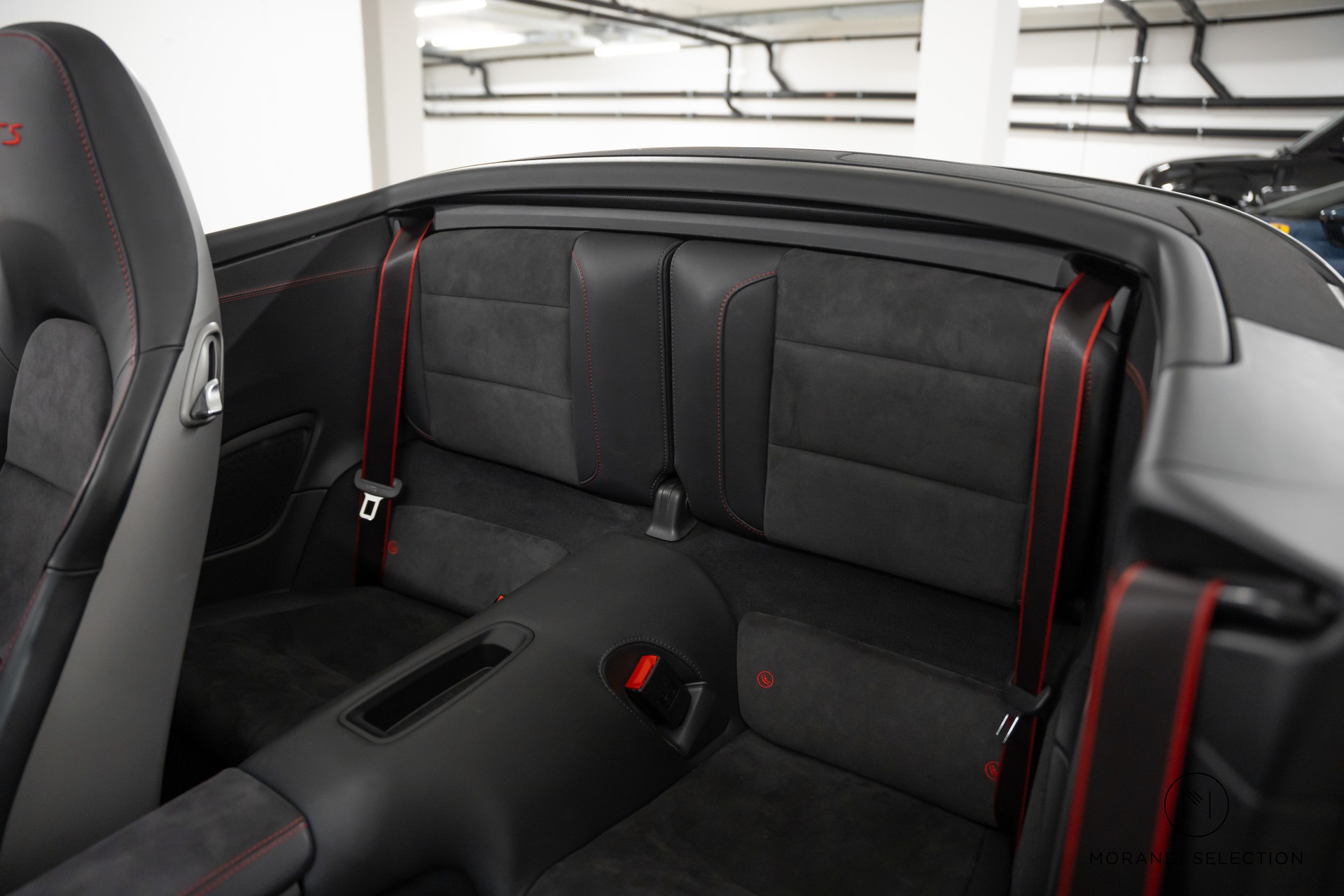 PORSCHE 911 Cabriolet 3.8 Carrera 4 GTS PDK-image-14