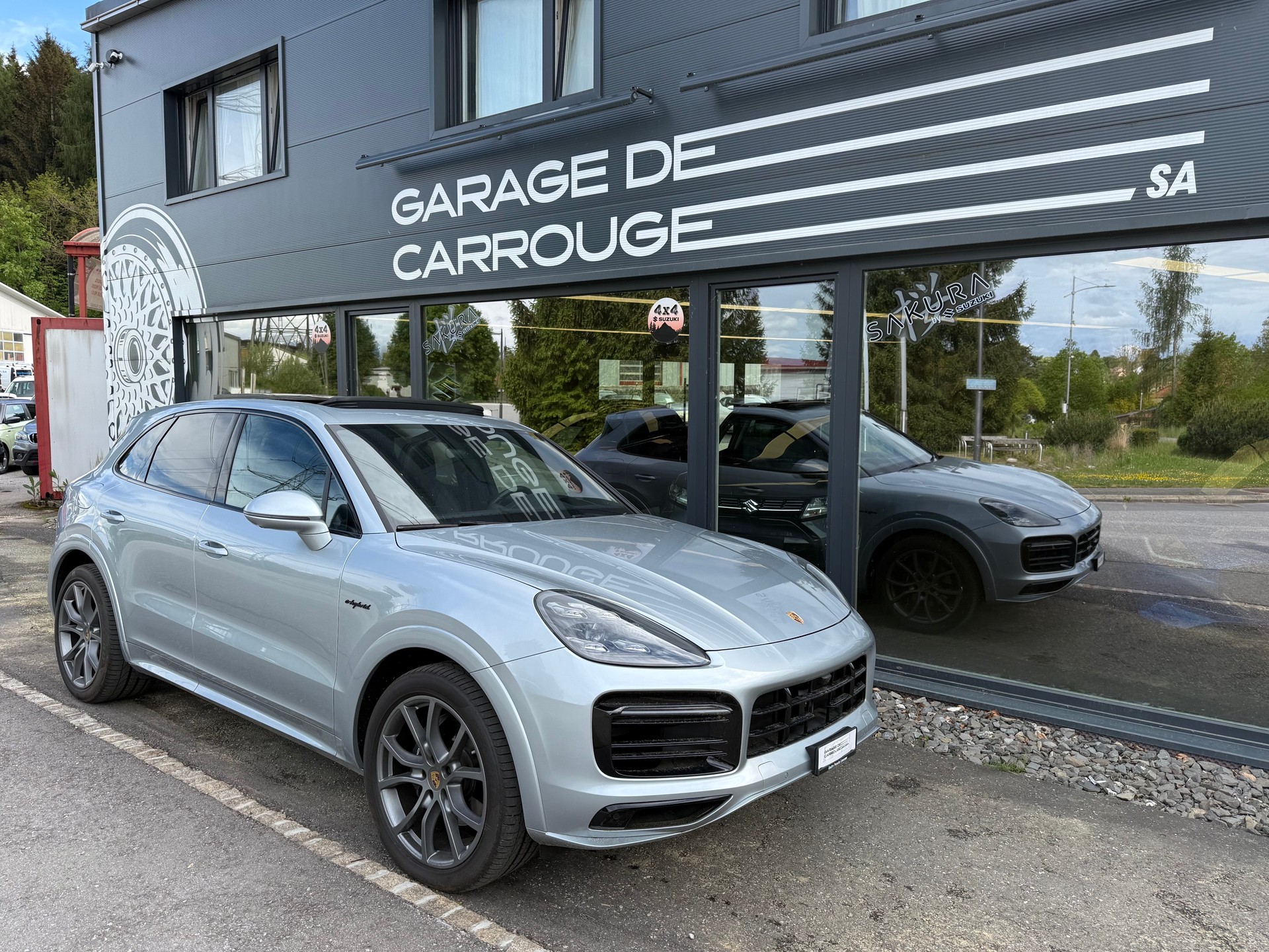 PORSCHE Cayenne E-Hybrid