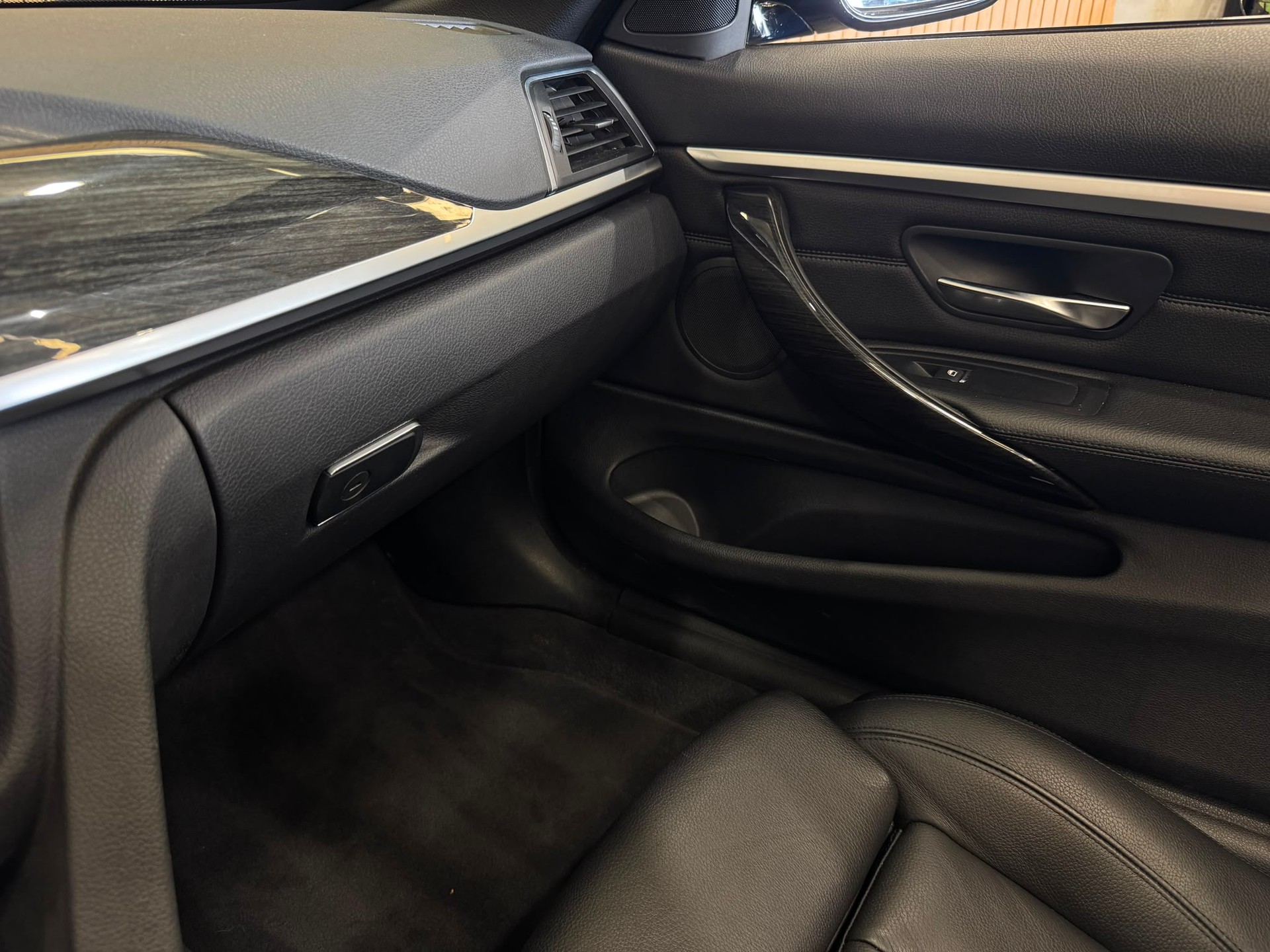 BMW 430i Cabriolet xDrive MSport Individual Steptronic-image-16