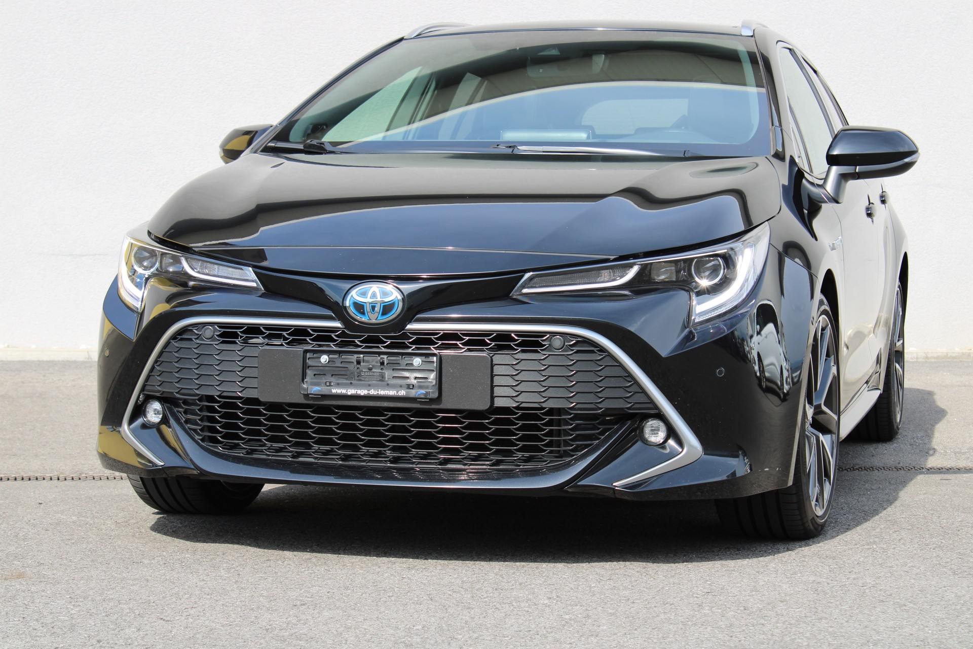 TOYOTA Corolla Touring Sports 2.0 HSD Premium e-CVT-image-6