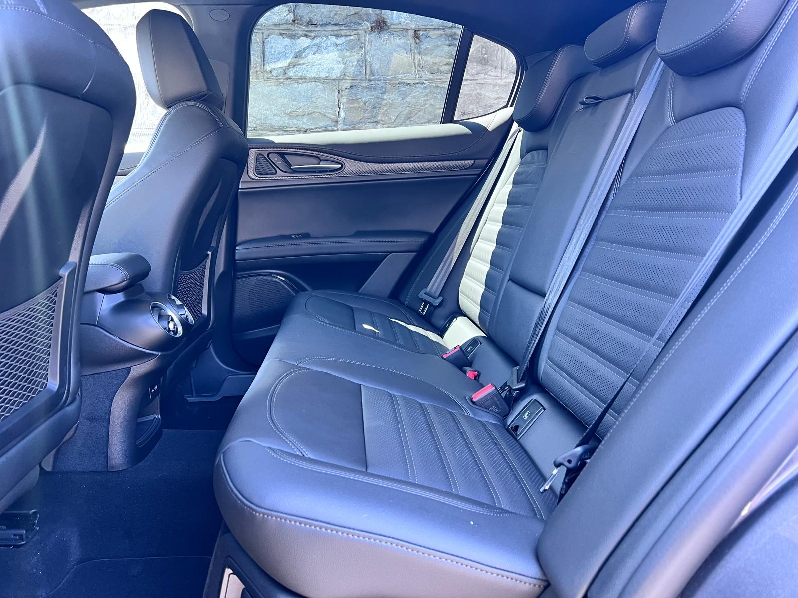 ALFA ROMEO Stelvio 2.9 V6 Quadrifoglio Performante Q4 AT8-image-4