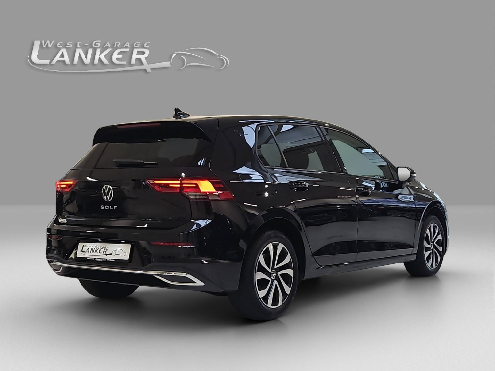VW Golf VIII 2.0 TDI Style DSG-showroom-element-2