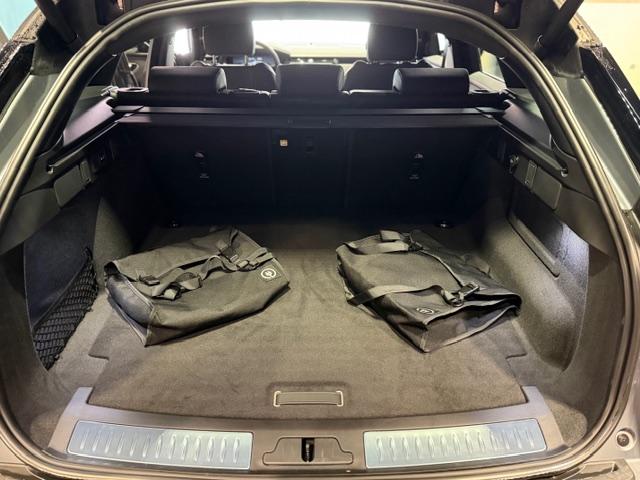 LAND ROVER Range Rover Velar 2.0 P400e Dynamic SE-image-14