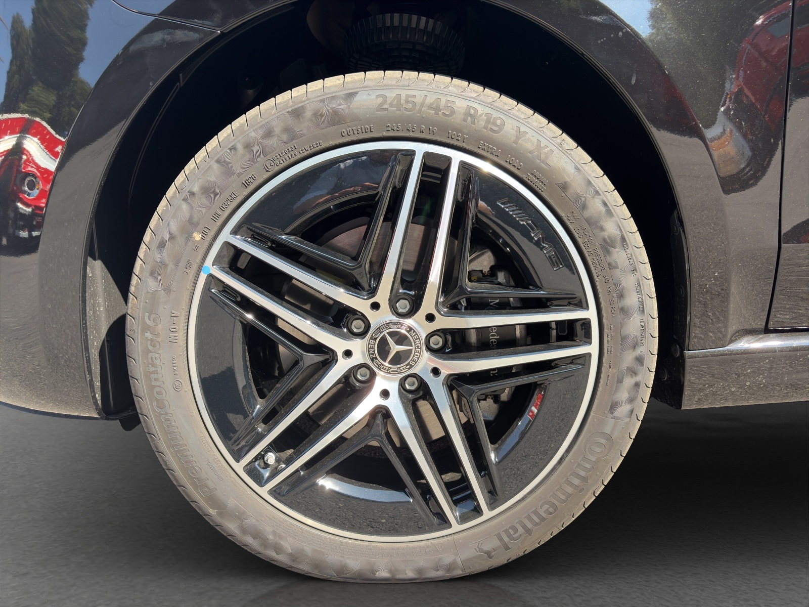 MERCEDES-BENZ V 300 d lang 4Matic Swiss Edition 9G-Tronic-image-15