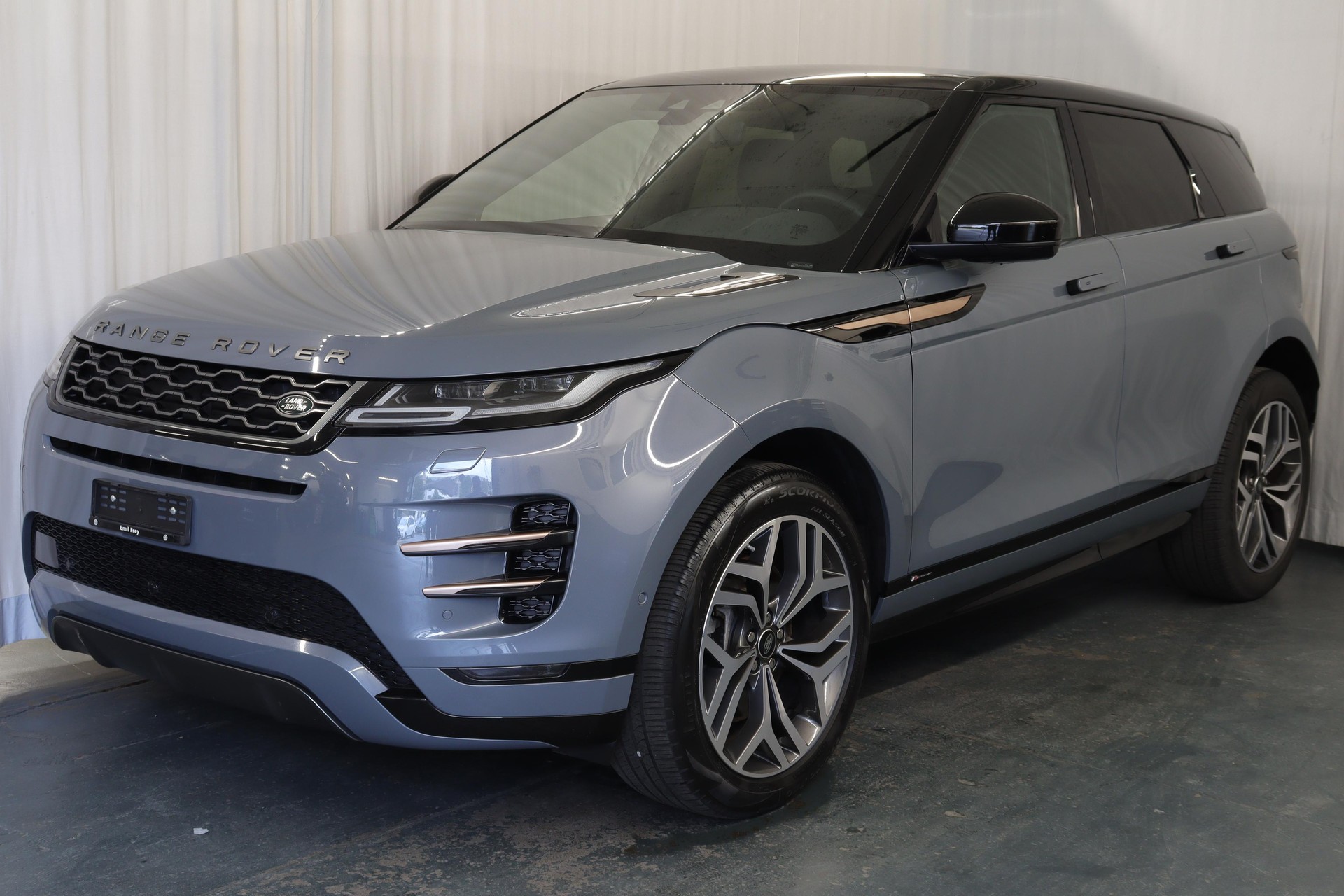 LAND ROVER Range Rover Evoque 2.0 T 250 First Edition-image-10