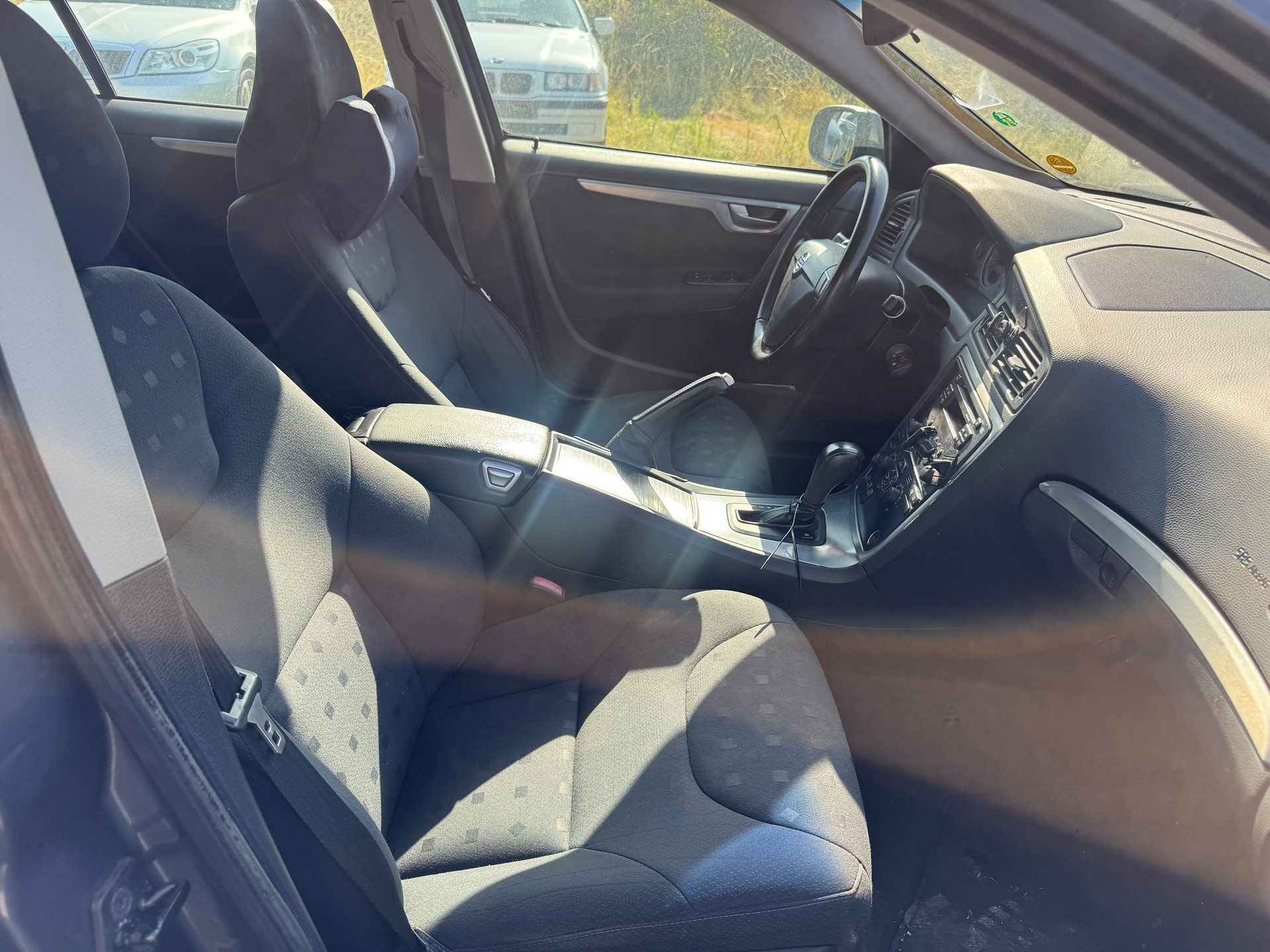 VOLVO S60 2.4 Summum-image-6