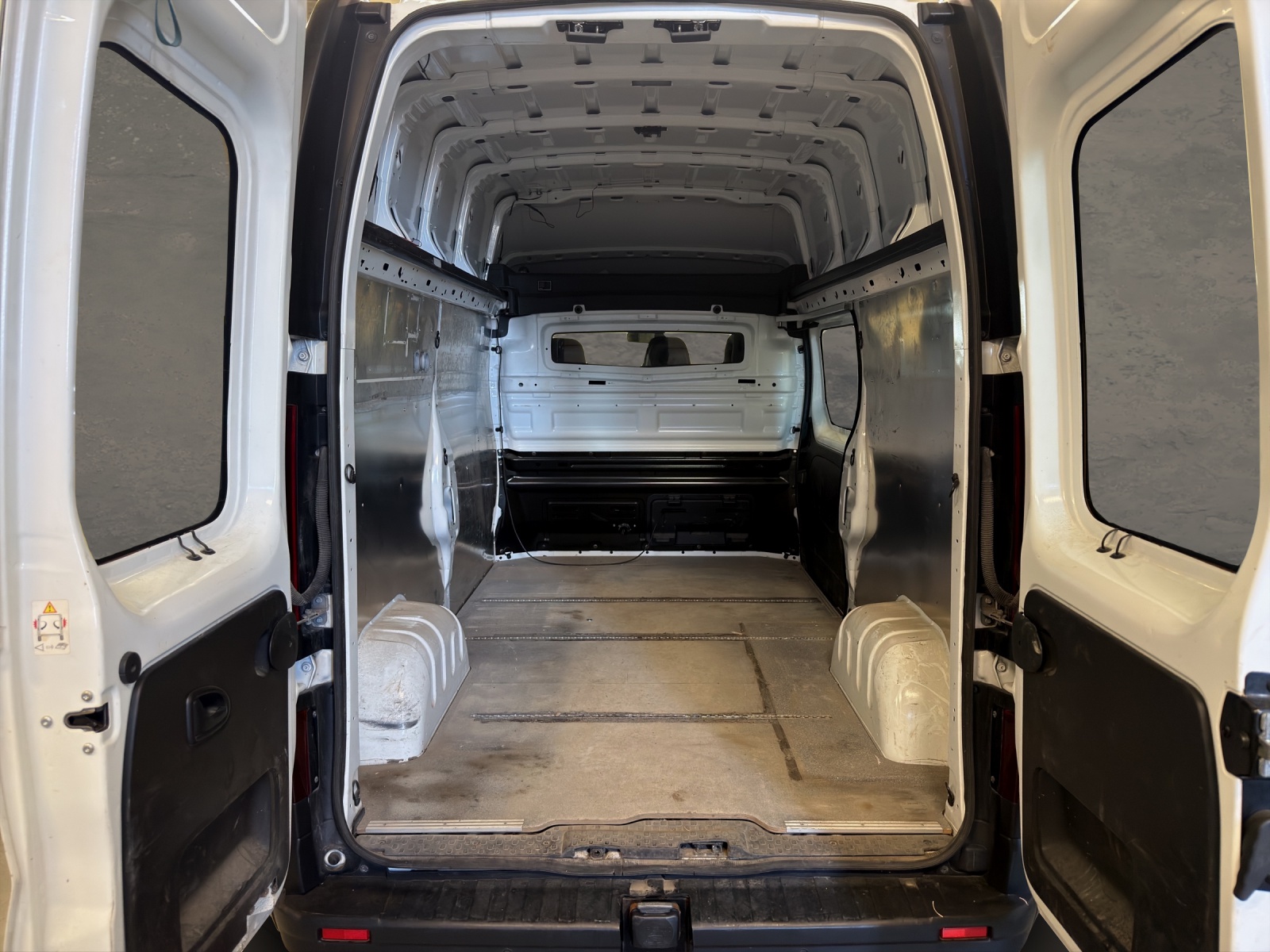 RENAULT Trafic 2.0 Blue dCi 150 Advance L2H2 EN-image-11